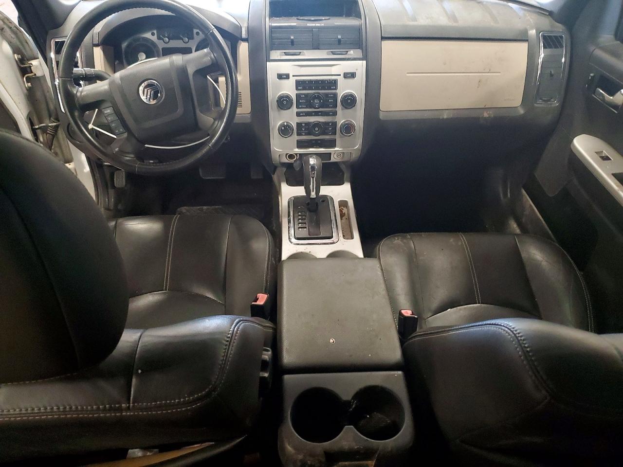 2008 Mercury Mariner White vin: 4M2CU91158KJ44702