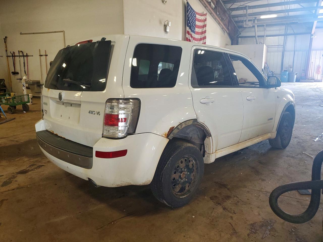2008 Mercury Mariner White vin: 4M2CU91158KJ44702