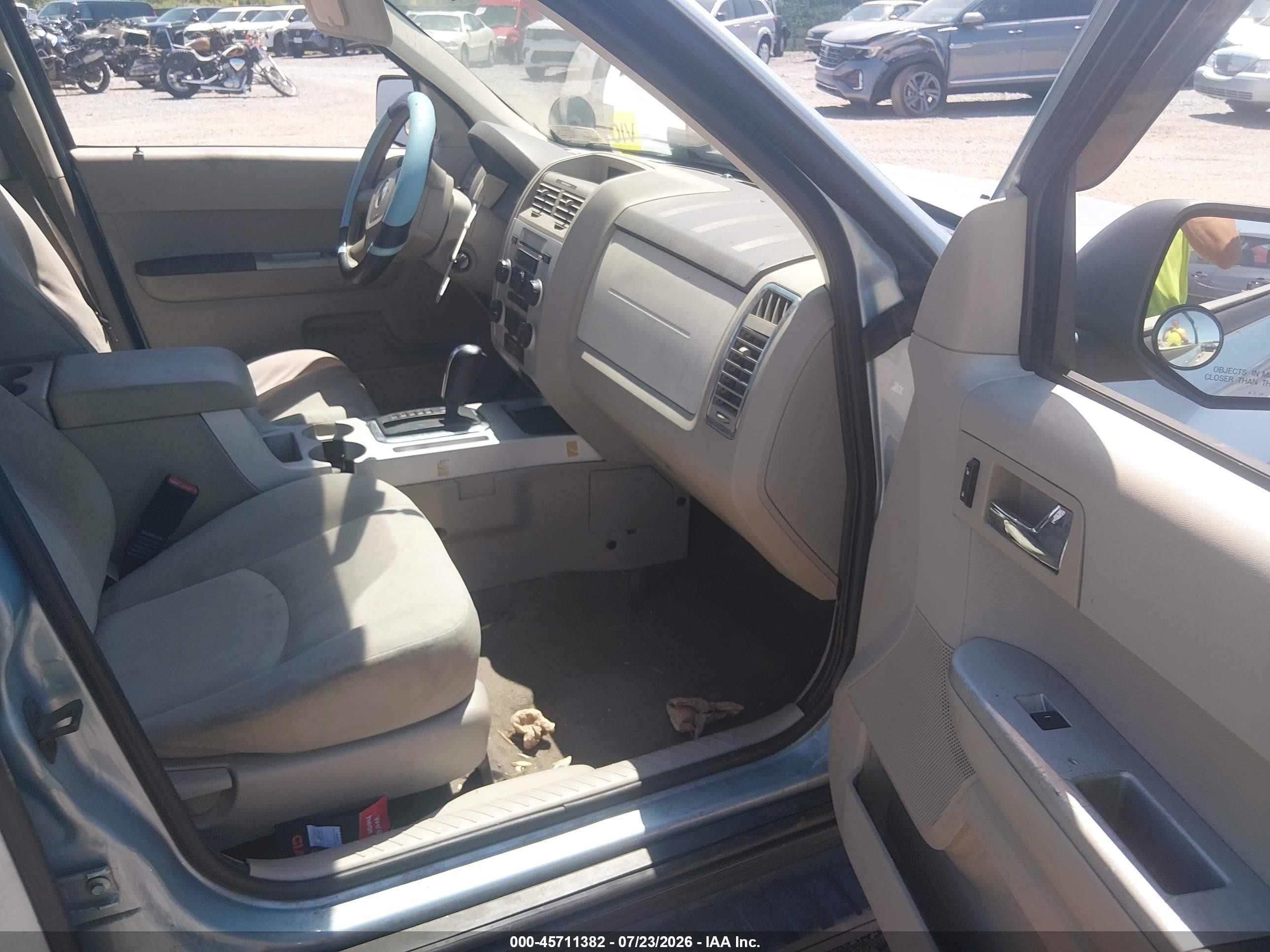 2008 Mercury Mariner V6 Blue vin: 4M2CU91178KJ46130