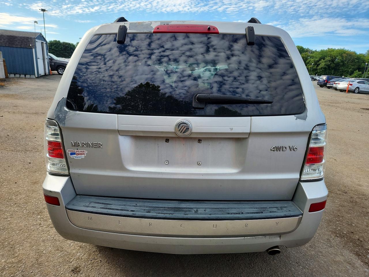 2008 Mercury Mariner Silver vin: 4M2CU911X8KJ09413