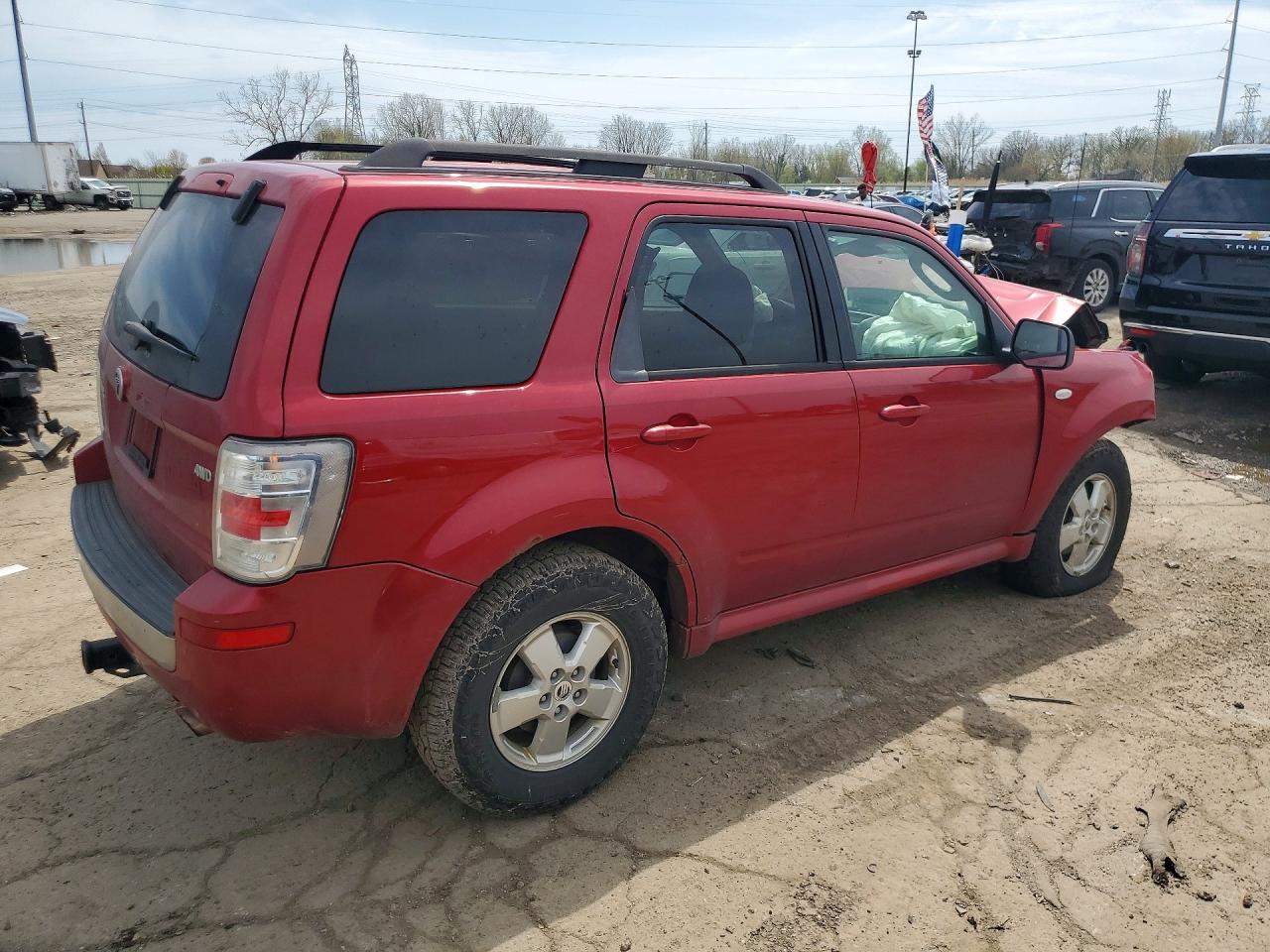 2009 Mercury Mariner Red vin: 4M2CU91G49KJ02477