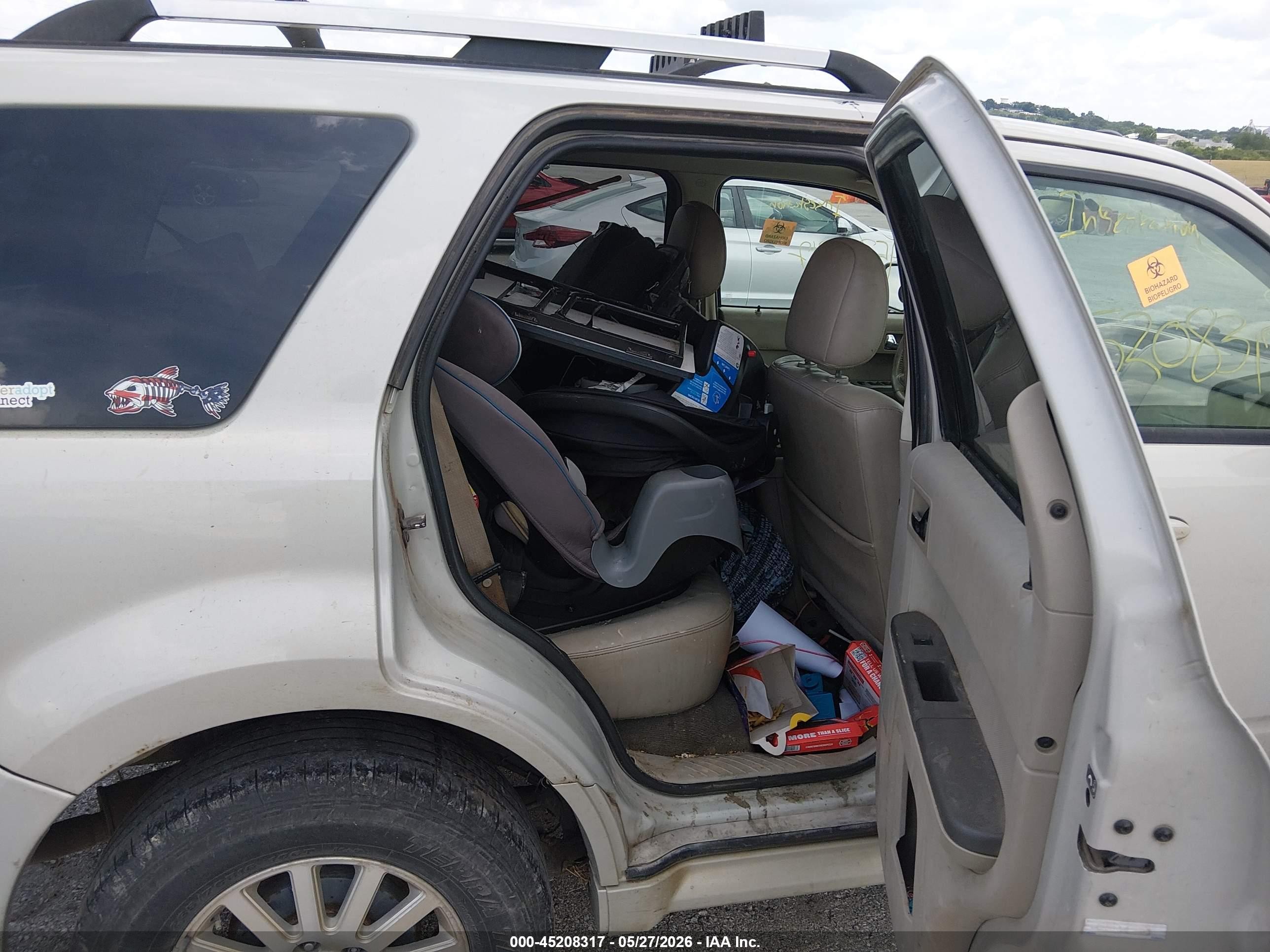 2008 Mercury Mariner Premier Cream vin: 4M2CU97128KJ50173