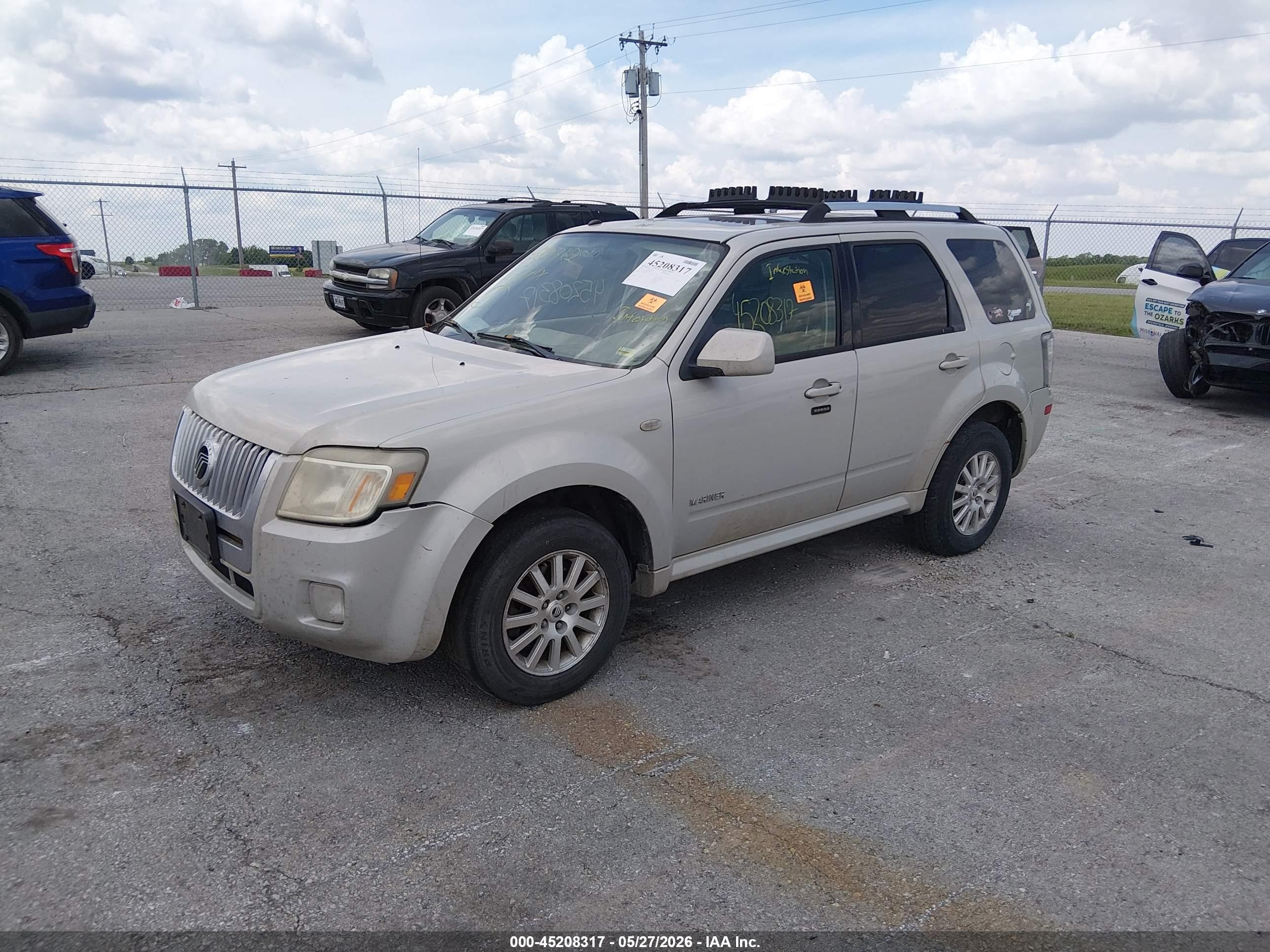 2008 Mercury Mariner Premier Cream vin: 4M2CU97128KJ50173