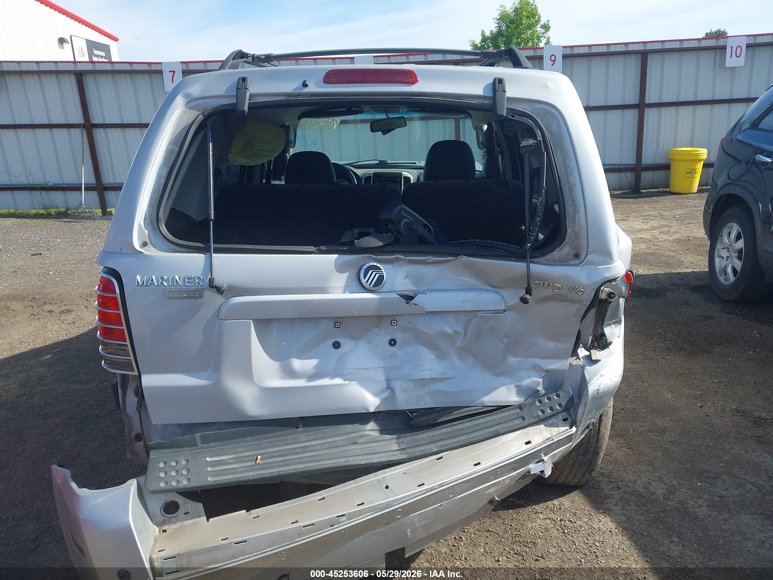 2007 Mercury Mariner Premier Silver vin: 4M2CU97137KJ14457