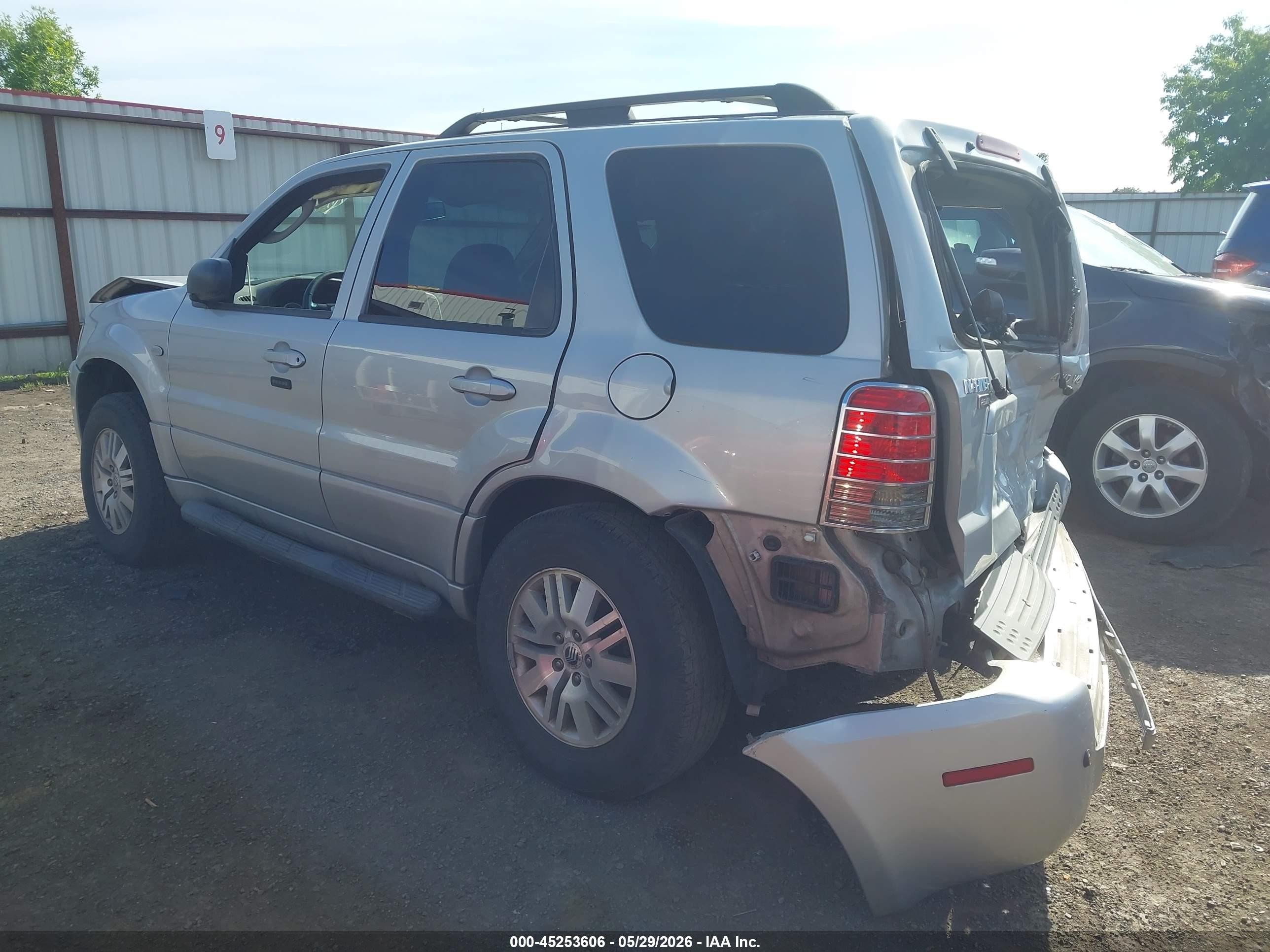 2007 Mercury Mariner Premier Silver vin: 4M2CU97137KJ14457