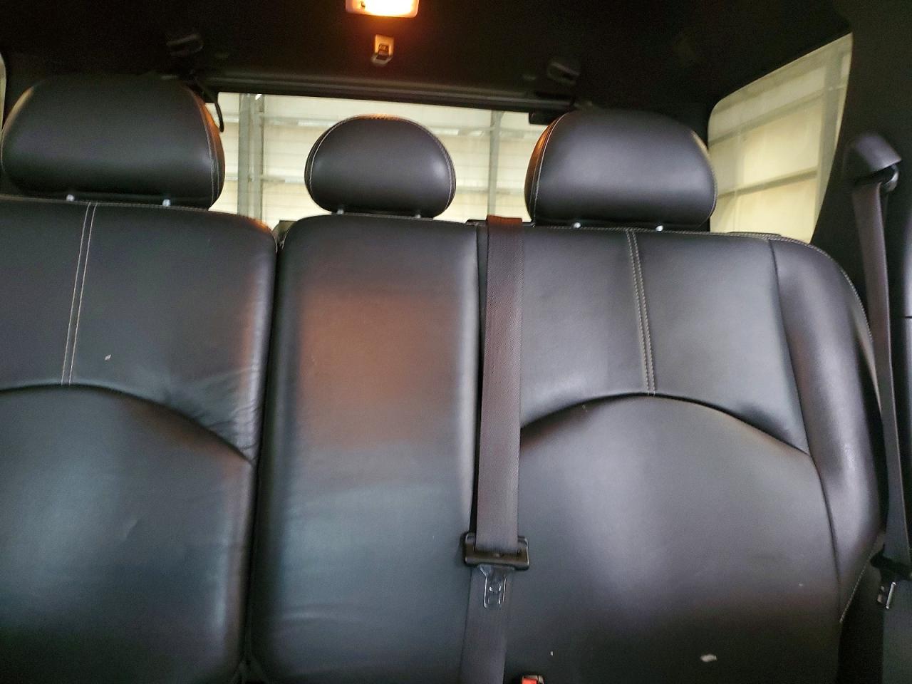 2008 Mercury Mariner Premier Silver vin: 4M2CU97138KJ42700