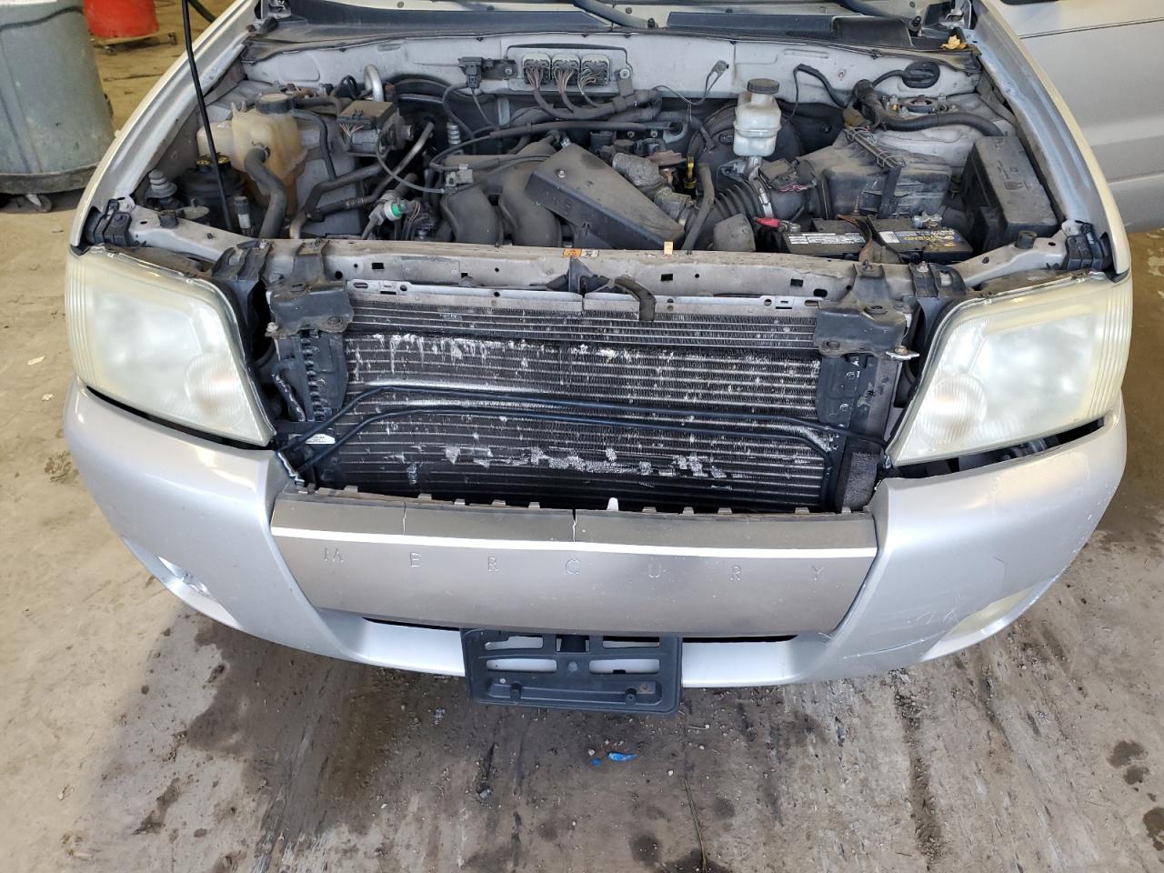 2007 Mercury Mariner Premier Silver vin: 4M2CU97147KJ02737