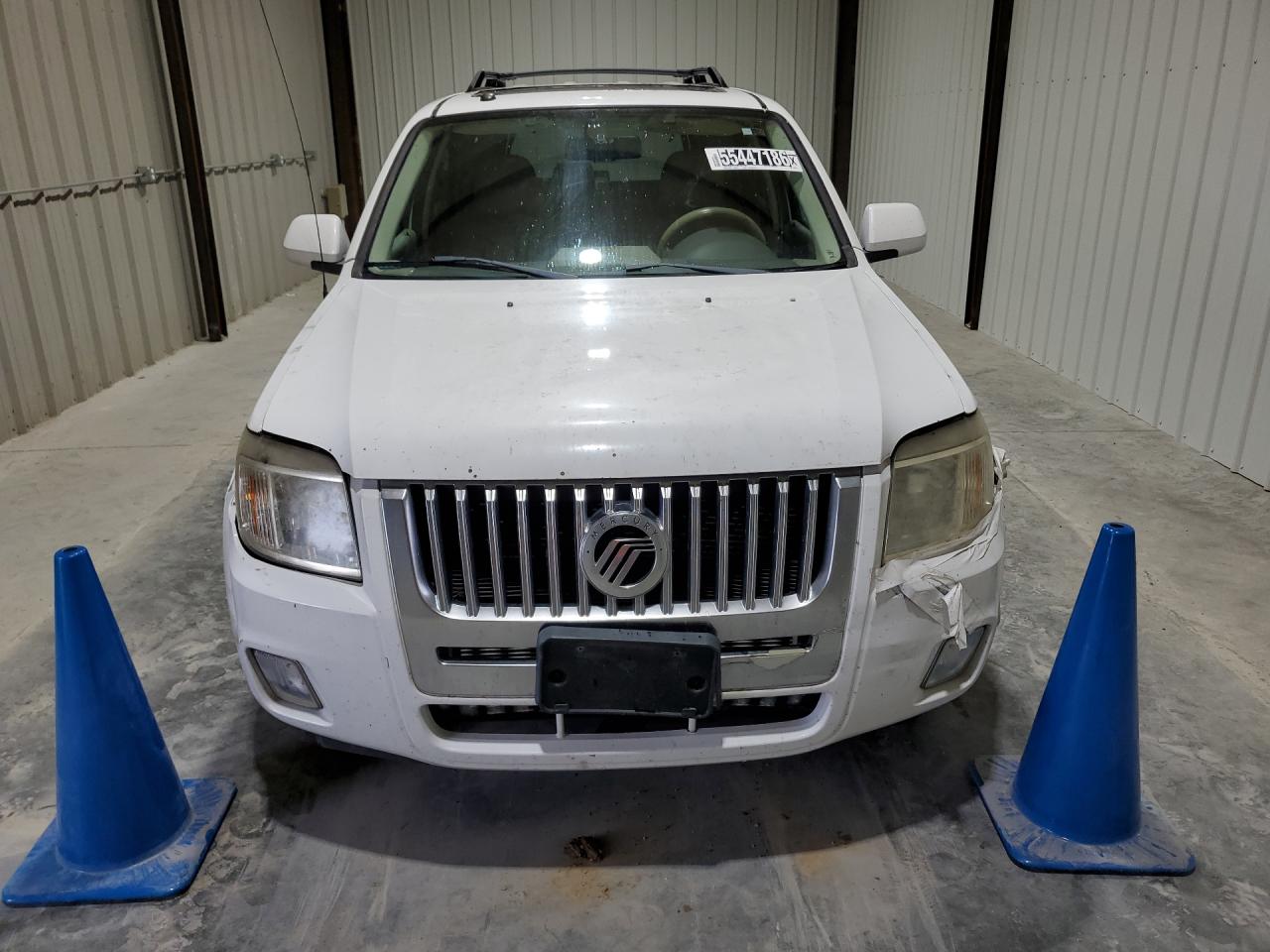 2008 Mercury Mariner Premier Белый vin: 4M2CU97148KJ10581 Damage: Grille, Peeling, 4 To 5 Inches