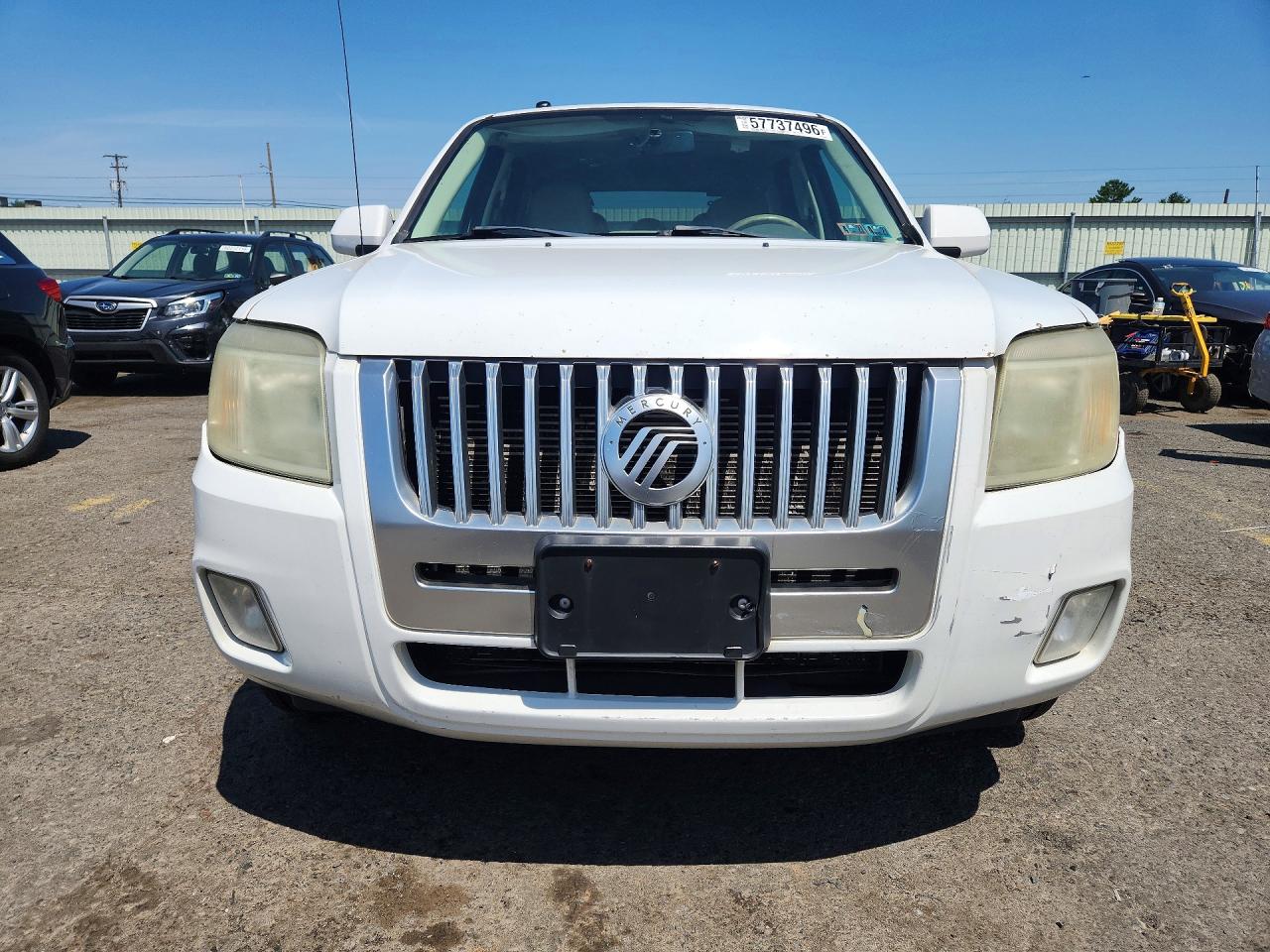 2008 Mercury Mariner Premier White vin: 4M2CU97148KJ52040