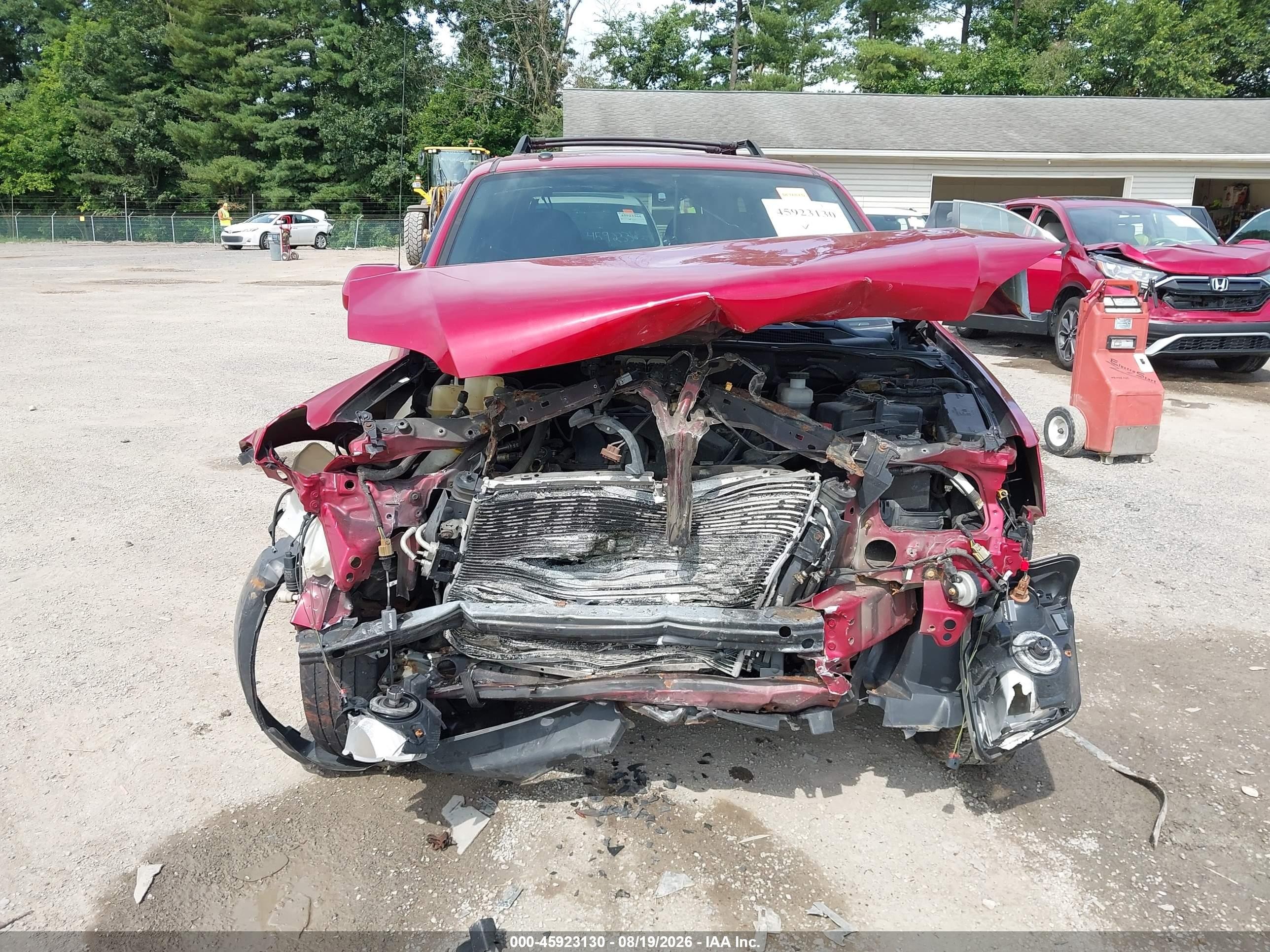 2008 Mercury Mariner Premier Red vin: 4M2CU97158KJ10606
