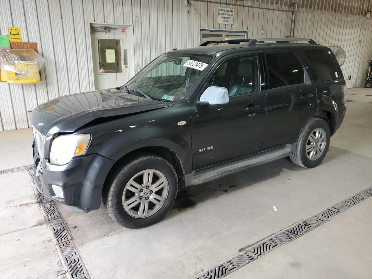 4M2CU97158KJ53925