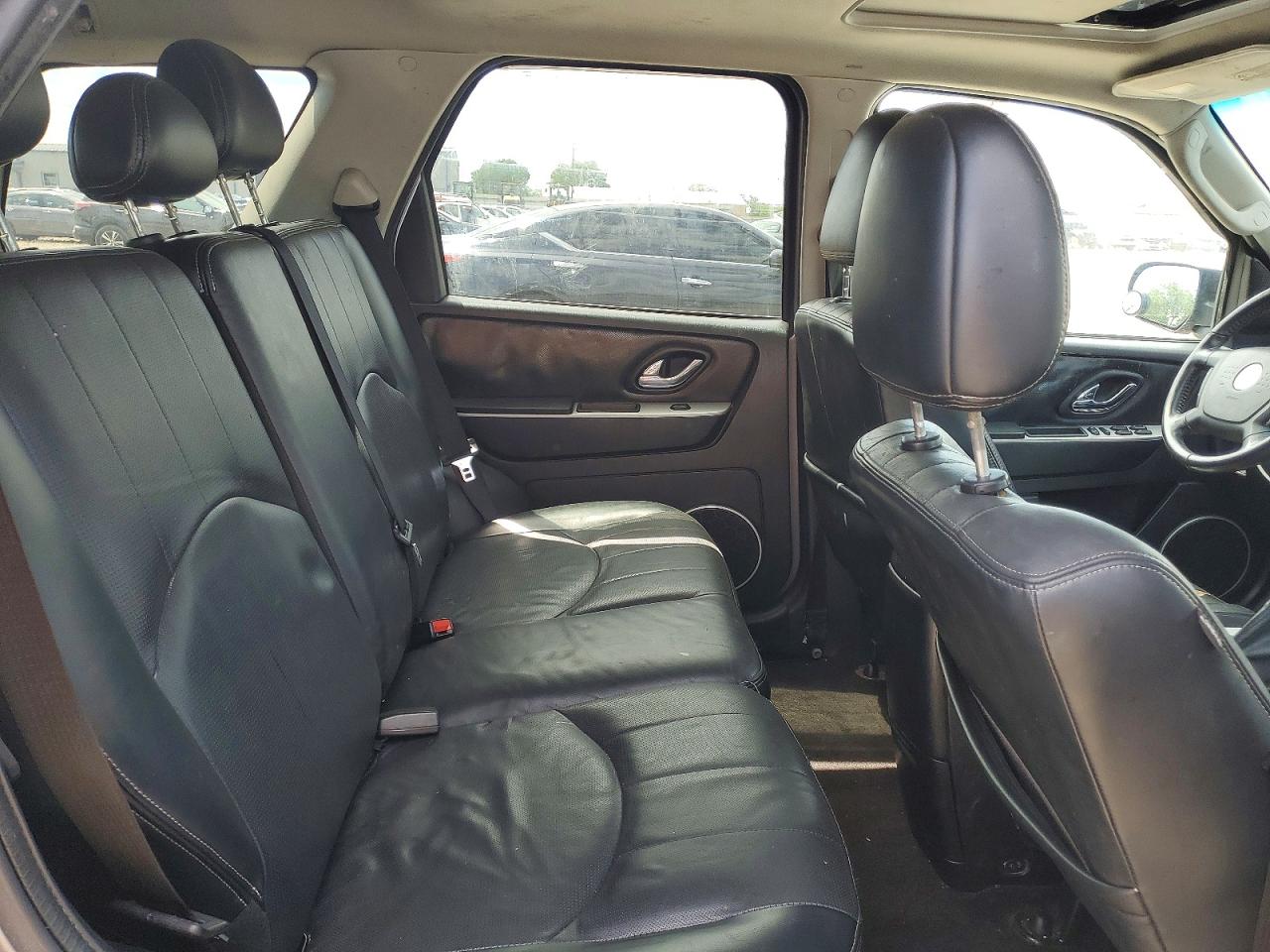2007 Mercury Mariner Premier Серебряный vin: 4M2CU97177KJ11626