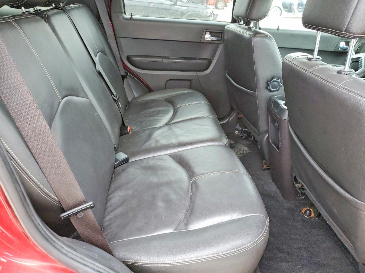 2008 Mercury Mariner Premier Maroon vin: 4M2CU97178KJ20313