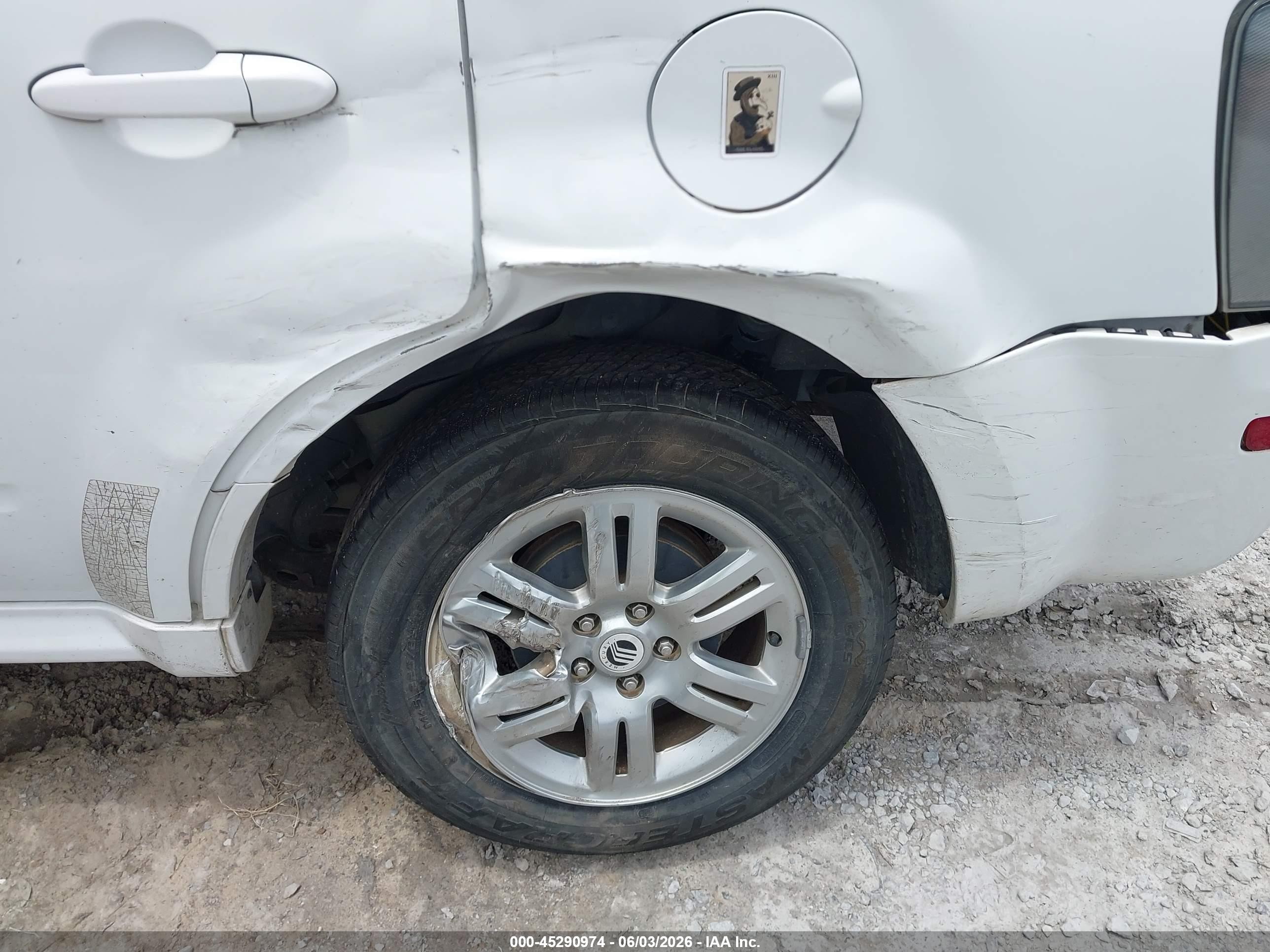 2008 Mercury Mariner Premier White vin: 4M2CU97188KJ21230