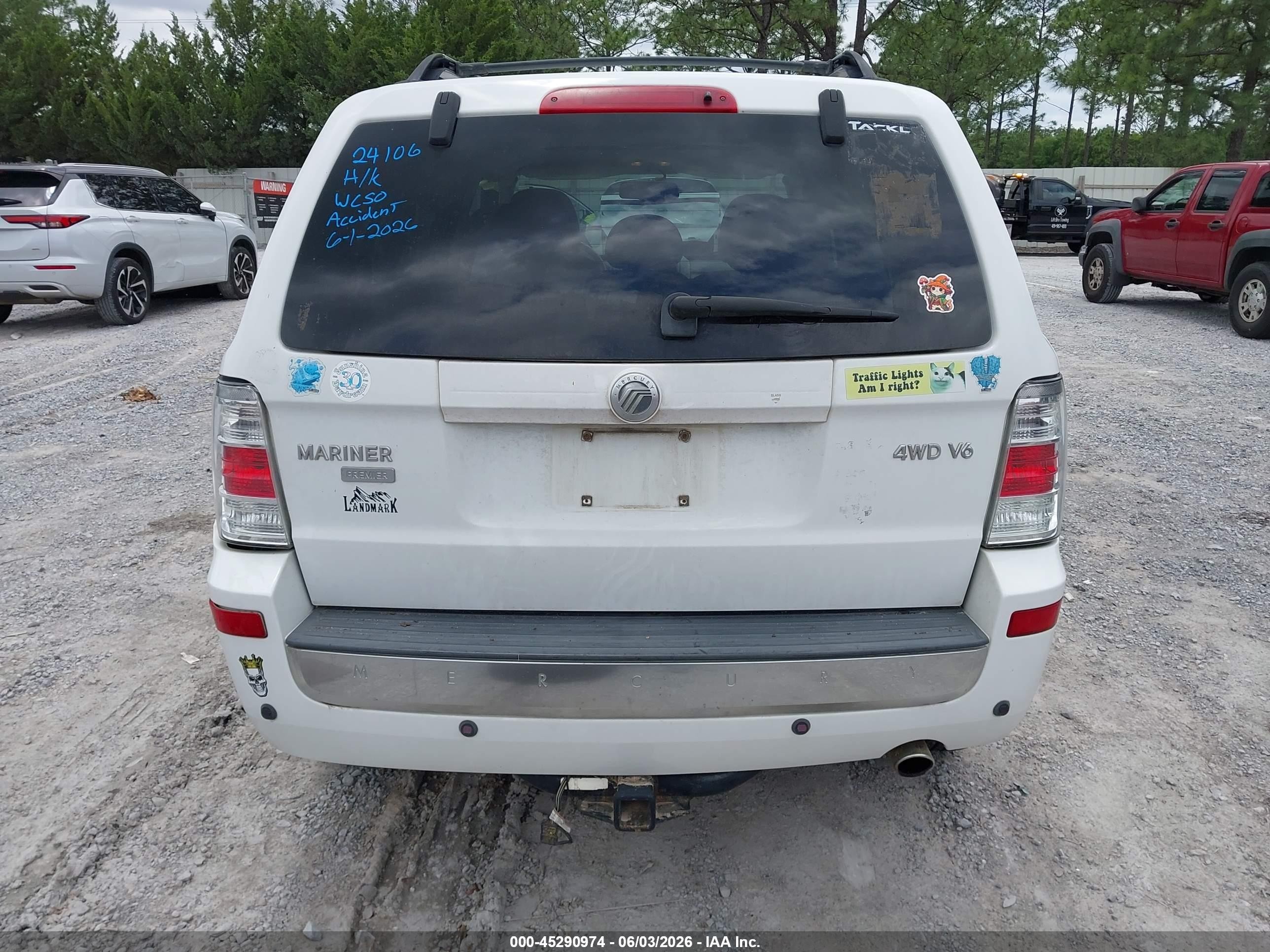 2008 Mercury Mariner Premier White vin: 4M2CU97188KJ21230