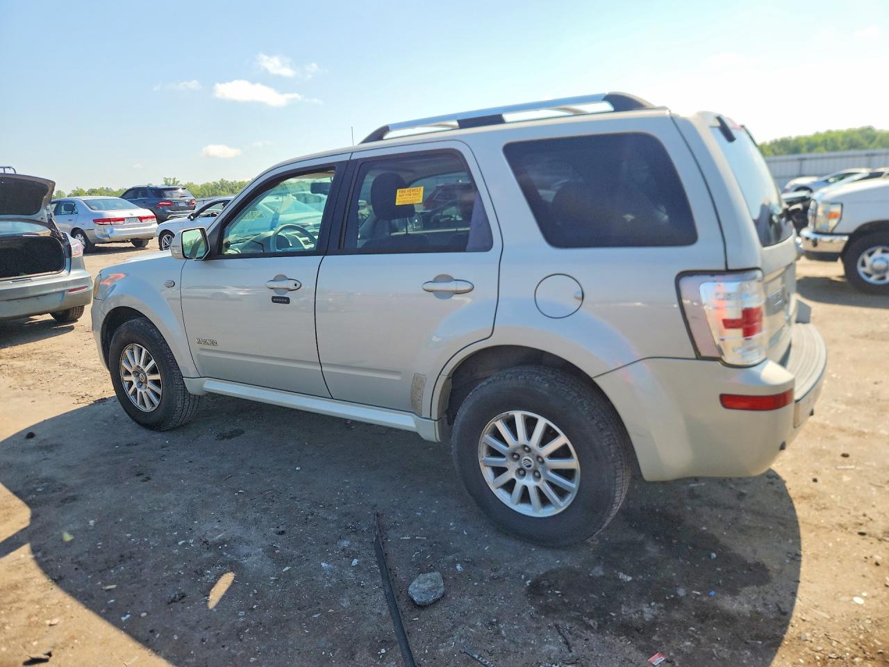 2008 Mercury Mariner Premier White vin: 4M2CU97188KJ43521