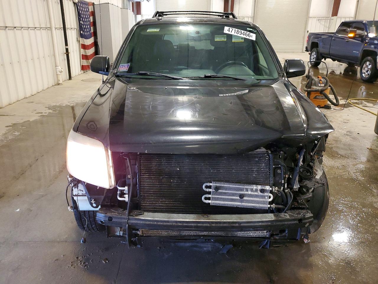 2008 Mercury Mariner Premier Black vin: 4M2CU971X8KJ13047