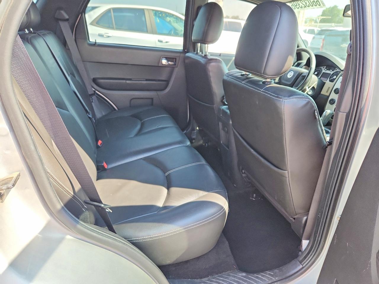 2008 Mercury Mariner Premier Silver vin: 4M2CU971X8KJ40409