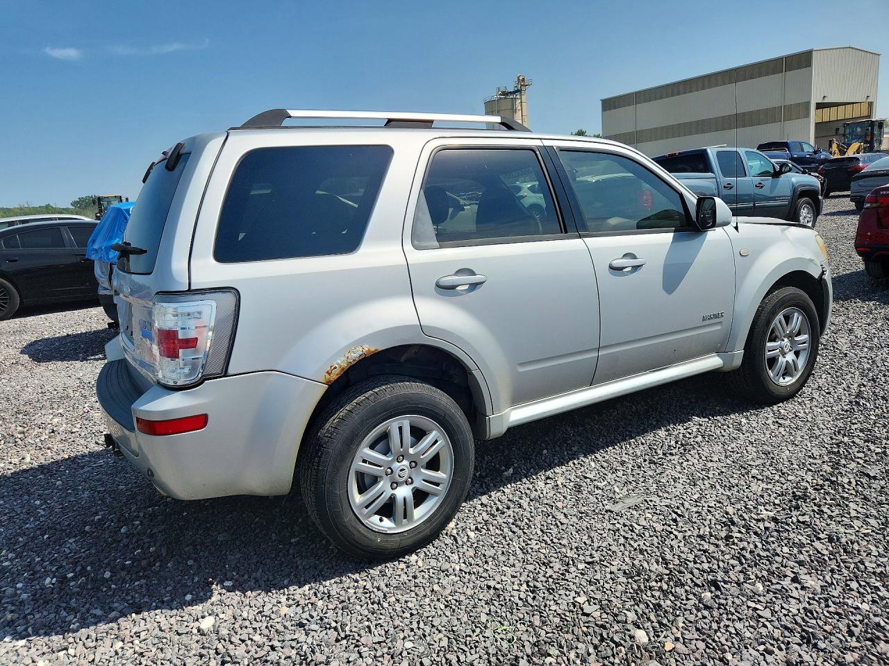 2008 Mercury Mariner Premier Silver vin: 4M2CU971X8KJ40409