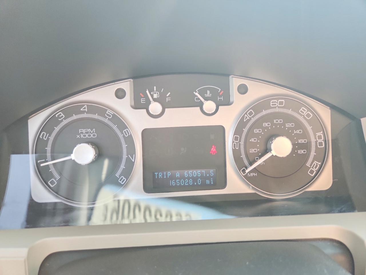 2008 Mercury Mariner Premier Silver vin: 4M2CU971X8KJ40409
