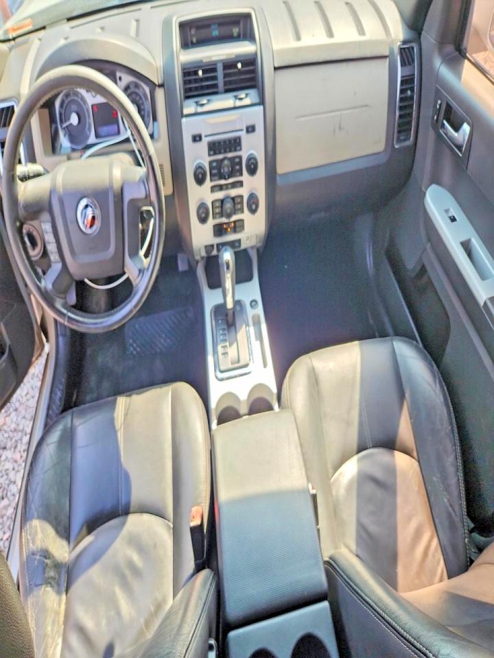 2008 Mercury Mariner Premier Silver vin: 4M2CU971X8KJ40409