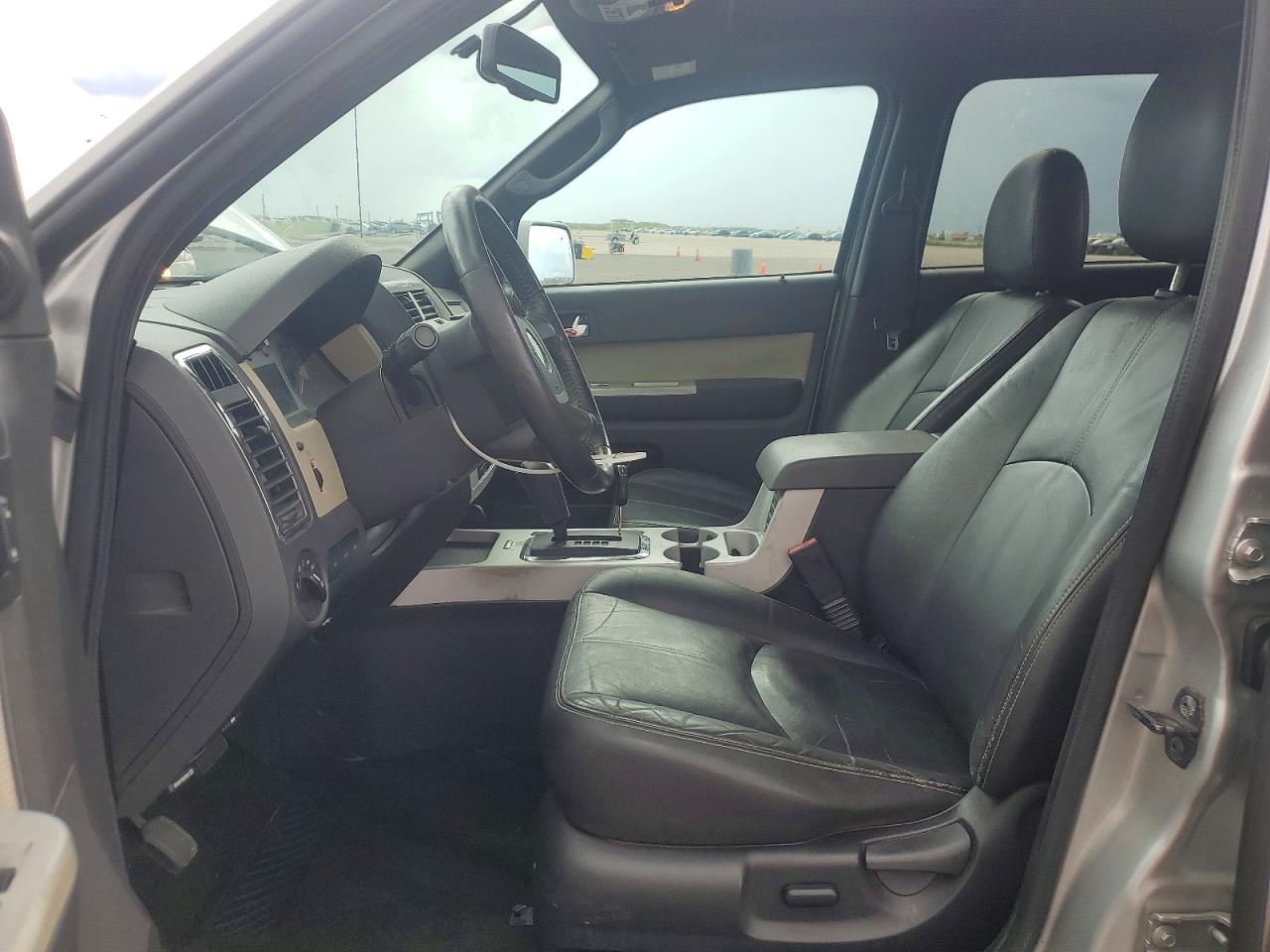 2009 Mercury Mariner Premier Silver vin: 4M2CU97719KJ16909