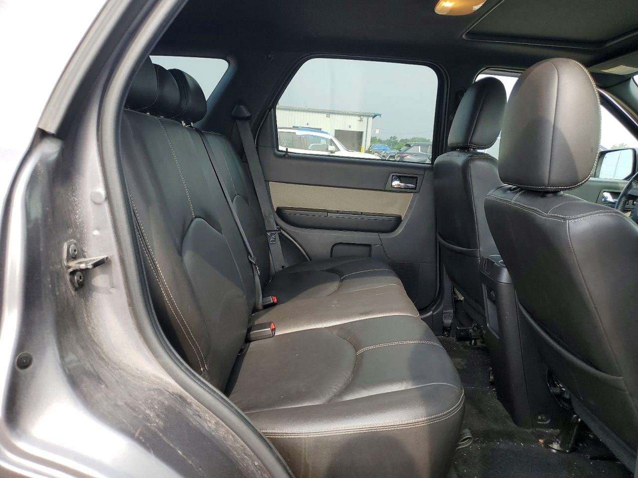 2009 Mercury Mariner Premier Charcoal vin: 4M2CU97769KJ15481