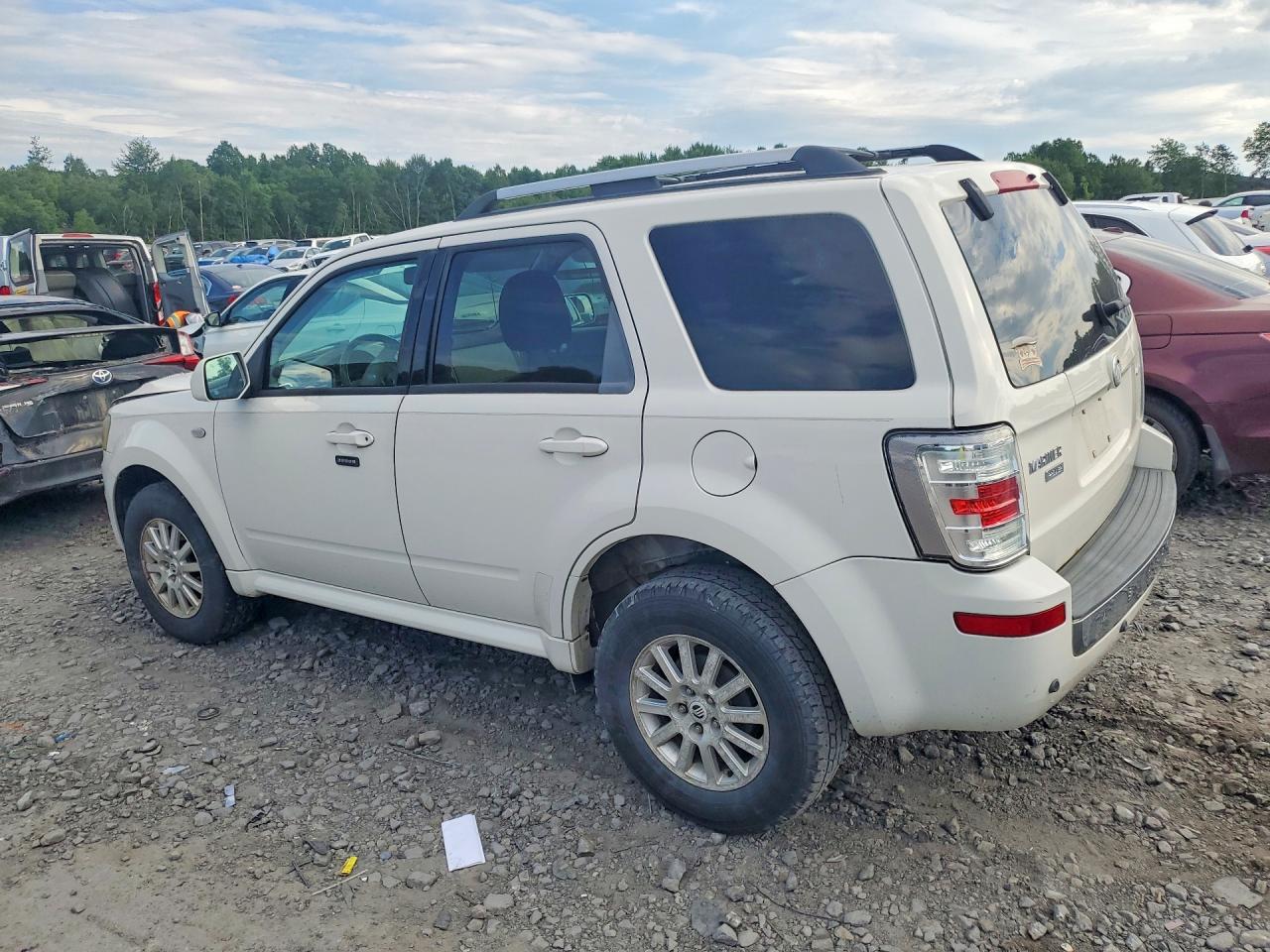 2009 Mercury Mariner Premier White vin: 4M2CU977X9KJ12518
