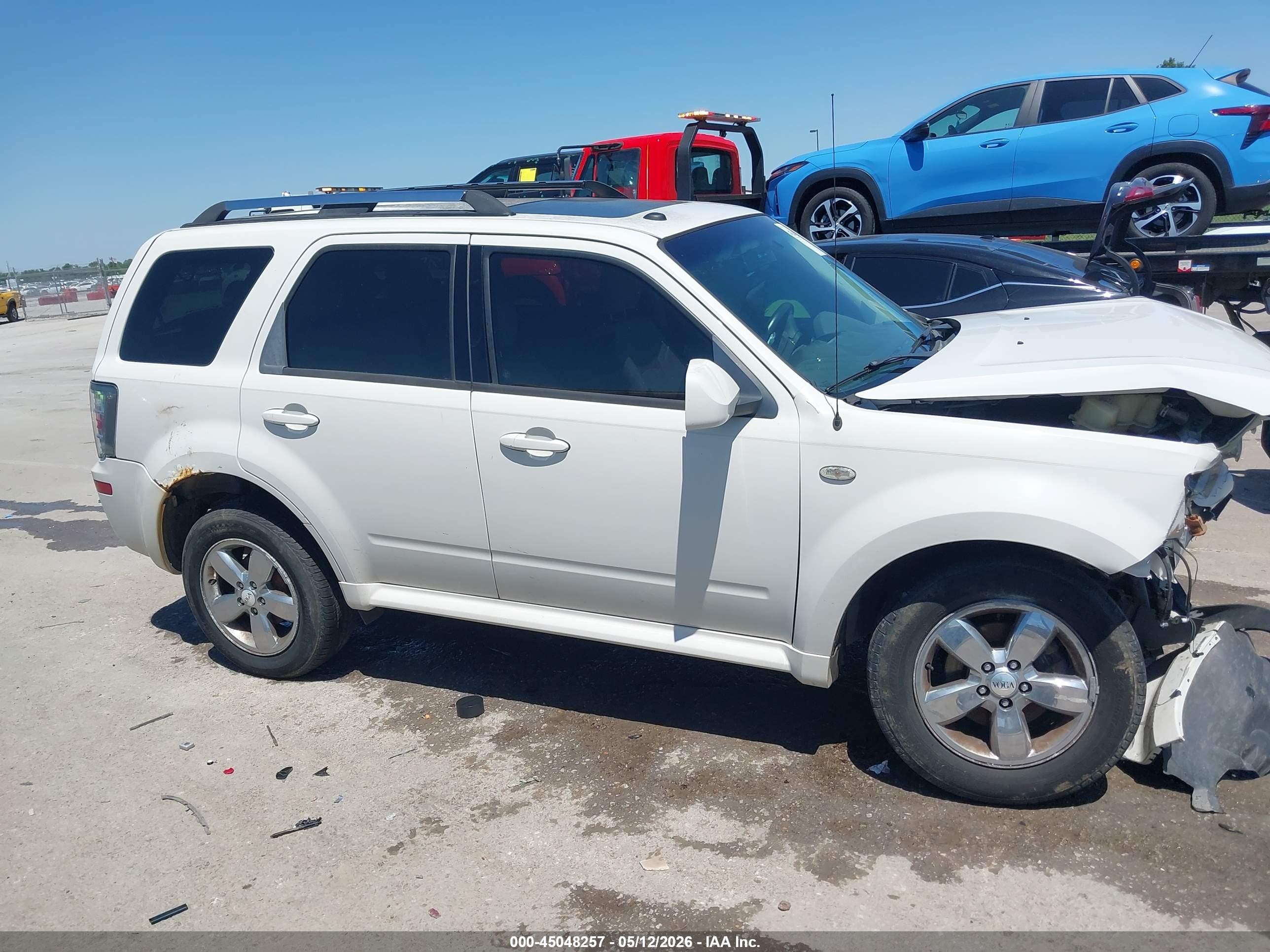 2009 Mercury Mariner Premier V6 White vin: 4M2CU97G19KJ00242