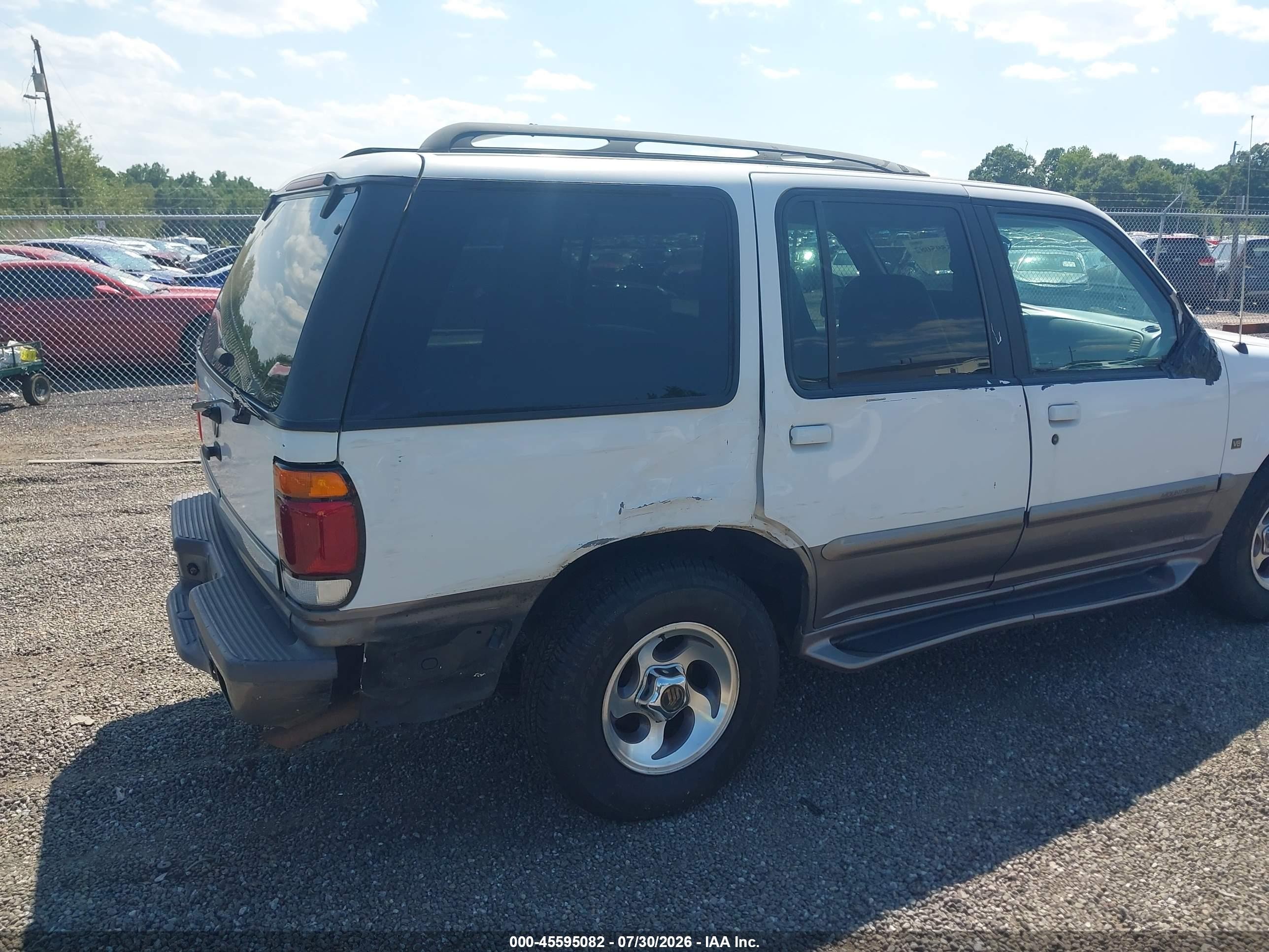 1997 Mercury Mountaineer   White vin: 4M2DU52P3VUJ54421