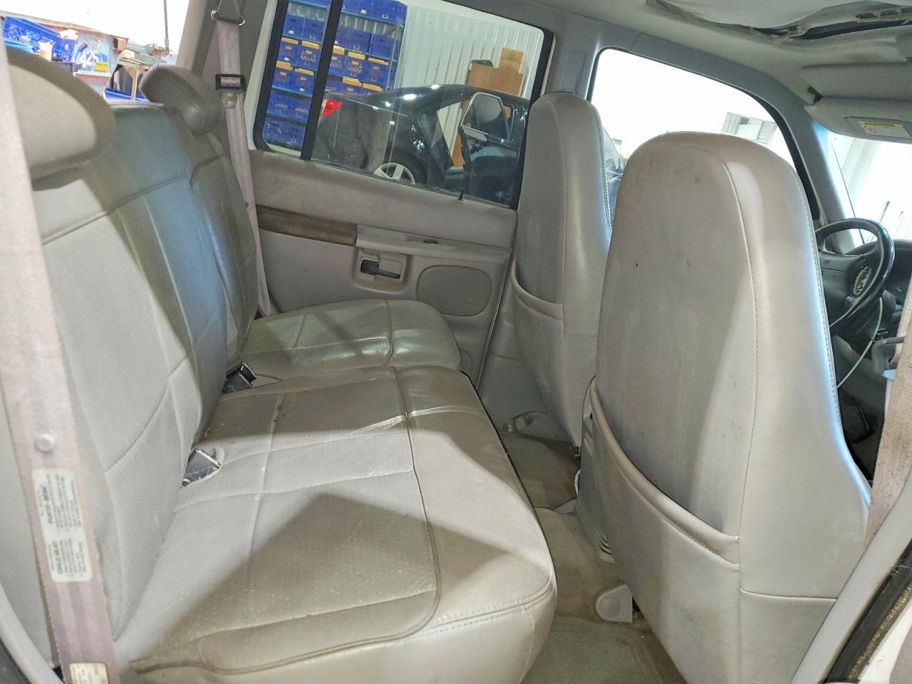 1997 Mercury Mountaineer White vin: 4M2DU52PXVUJ63066