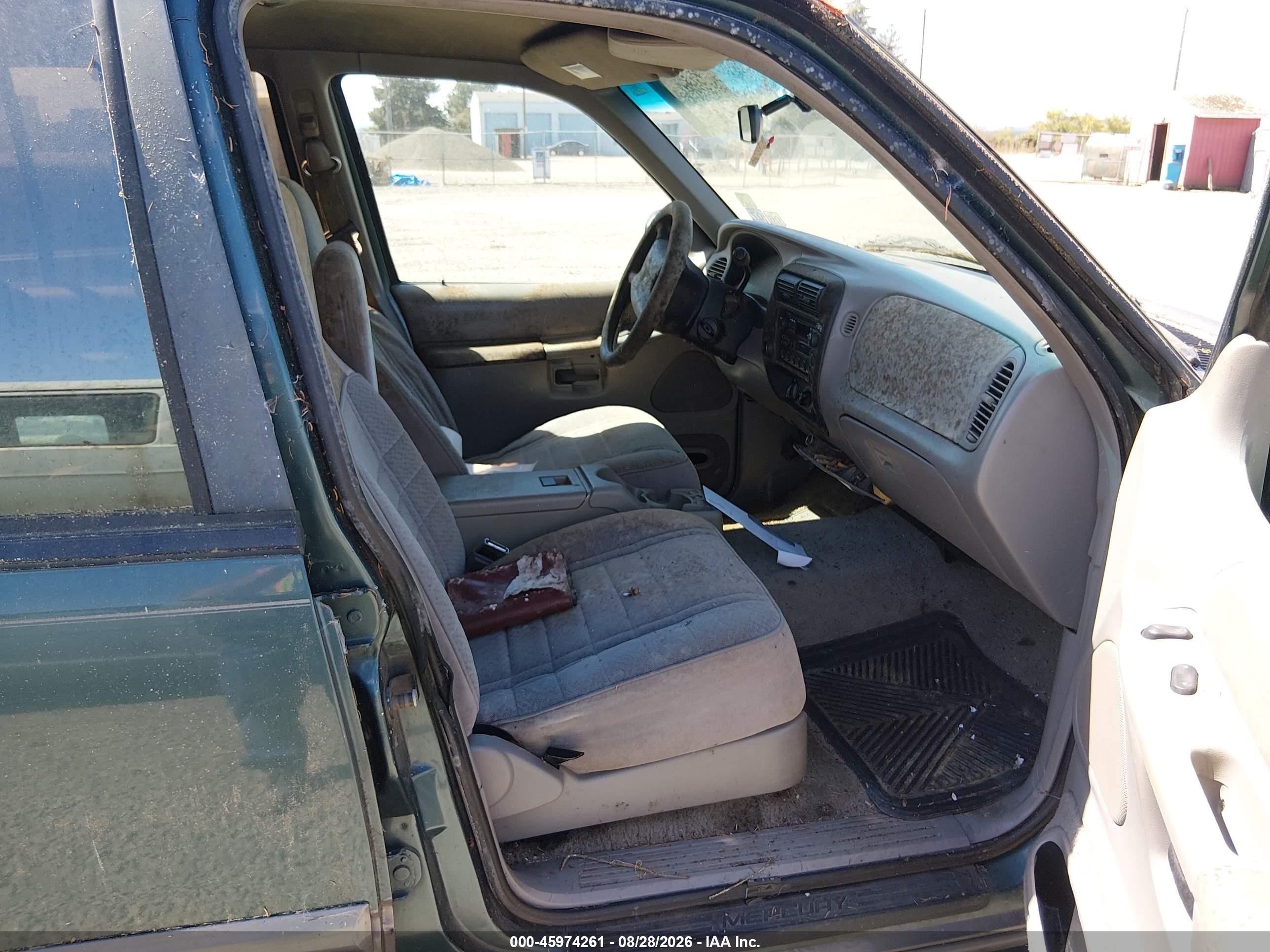 1997 Mercury Mountaineer   Green vin: 4M2DU55P0VUJ09979