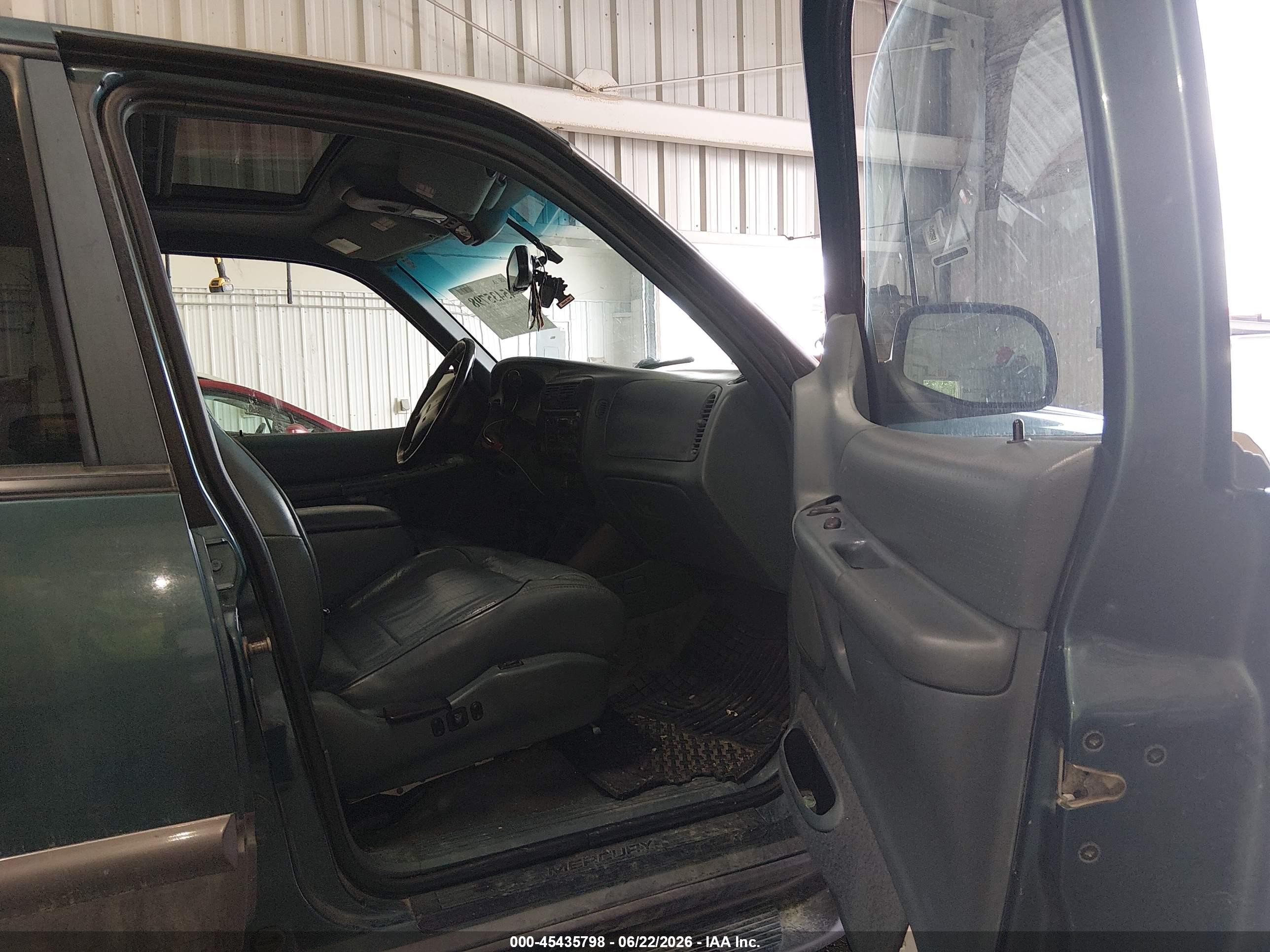 1997 Mercury Mountaineer   Темно-бордовый vin: 4M2DU55P1VUJ63341