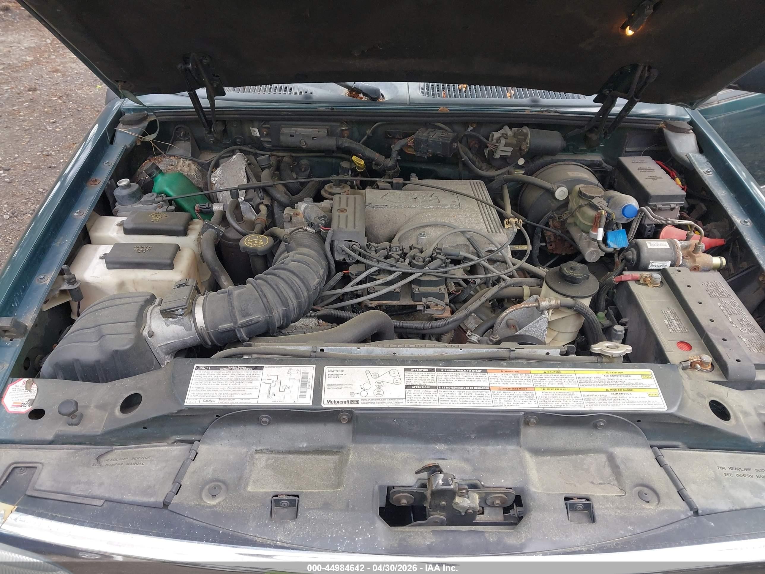 1997 Mercury Mountaineer   Green vin: 4M2DU55P2VUJ58536