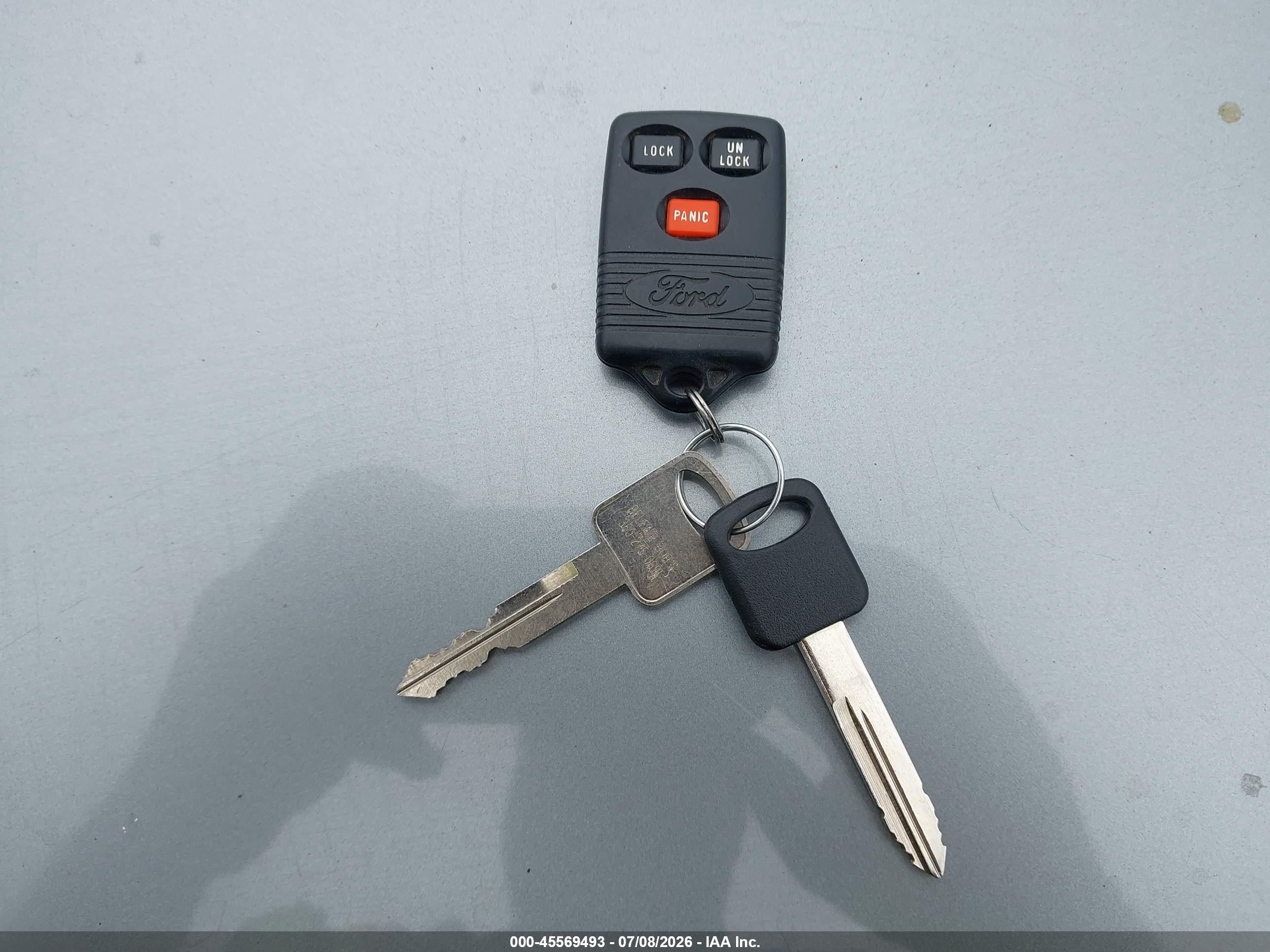 1997 Mercury Mountaineer   Красный vin: 4M2DU55P5VUJ12912