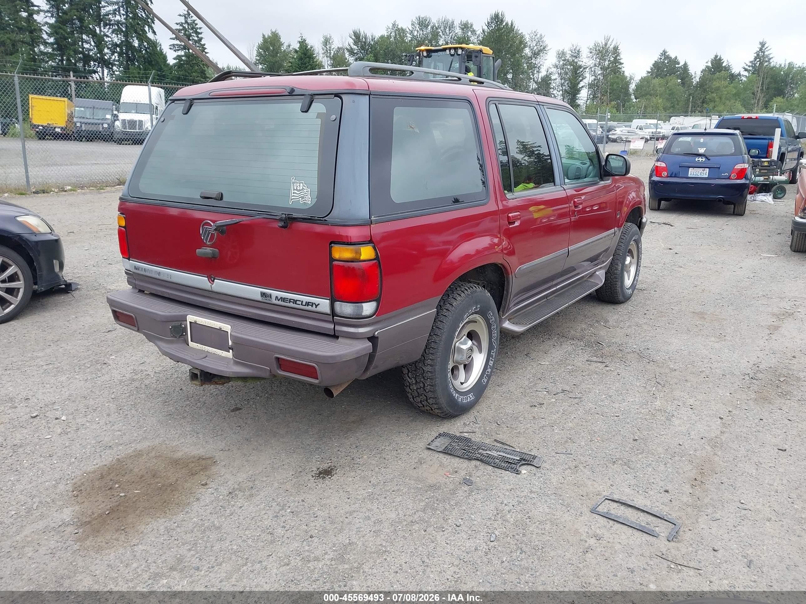 1997 Mercury Mountaineer   Красный vin: 4M2DU55P5VUJ12912