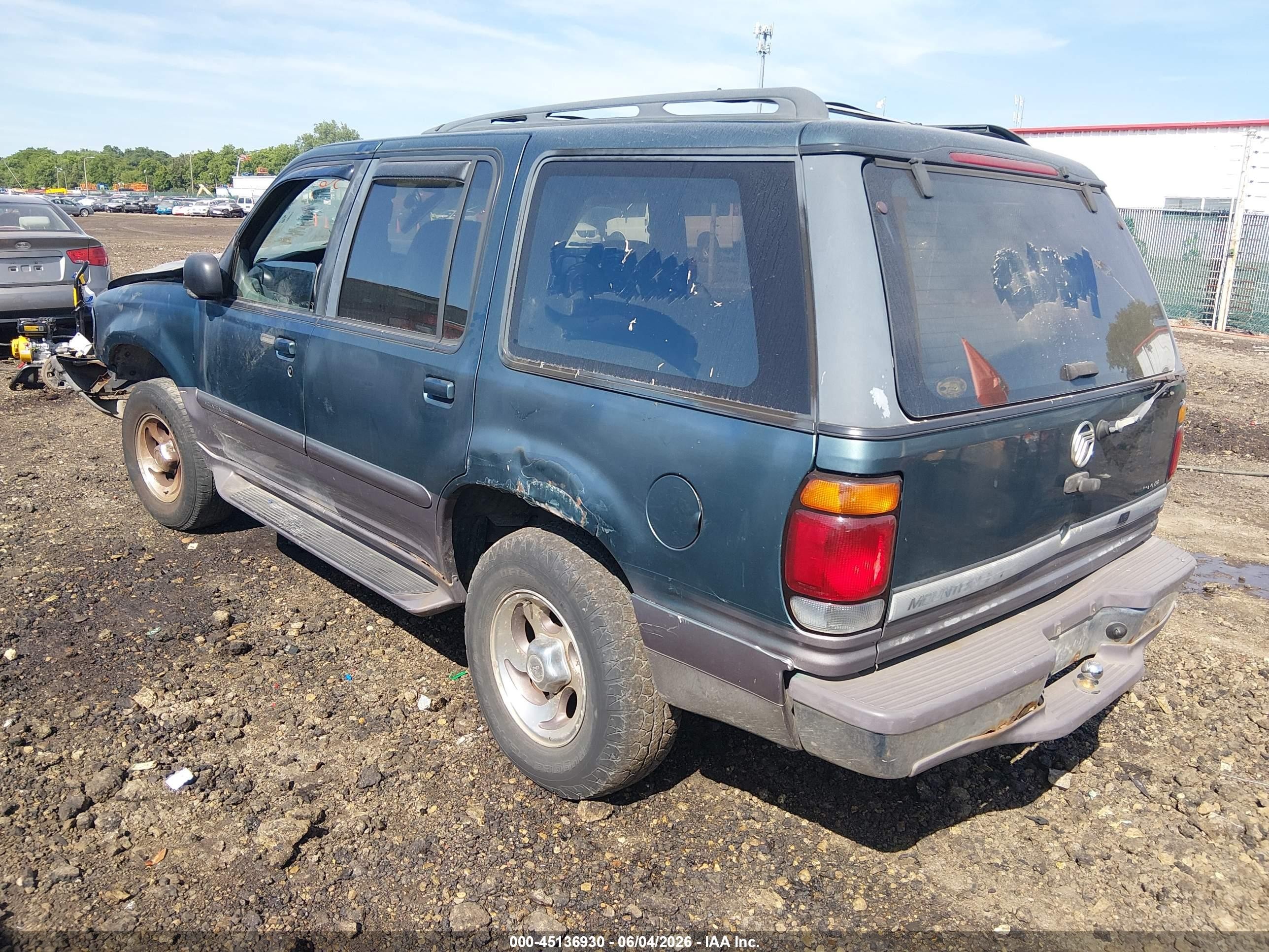 1997 Mercury Mountaineer   Green vin: 4M2DU55P7VUJ06304