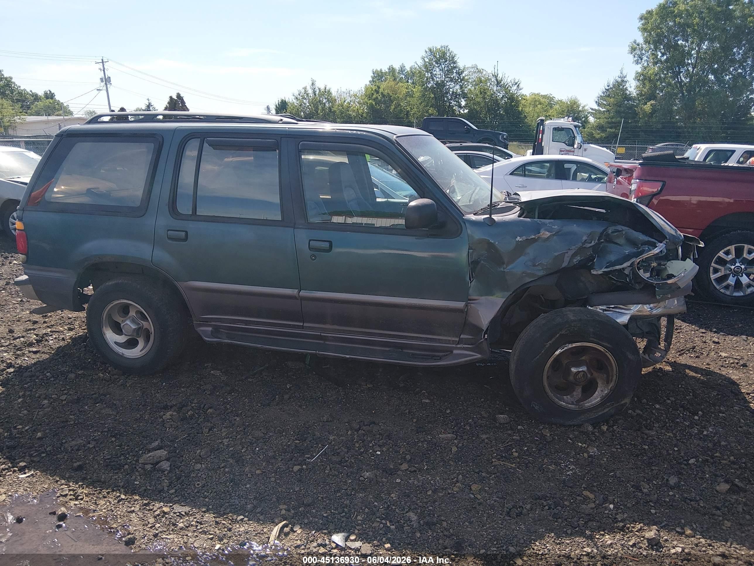 1997 Mercury Mountaineer   Green vin: 4M2DU55P7VUJ06304