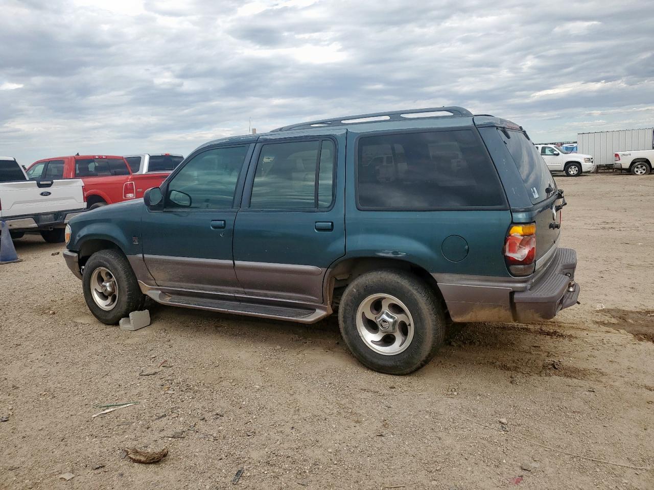 1997 Mercury Mountaineer Green vin: 4M2DU55P7VUJ12782