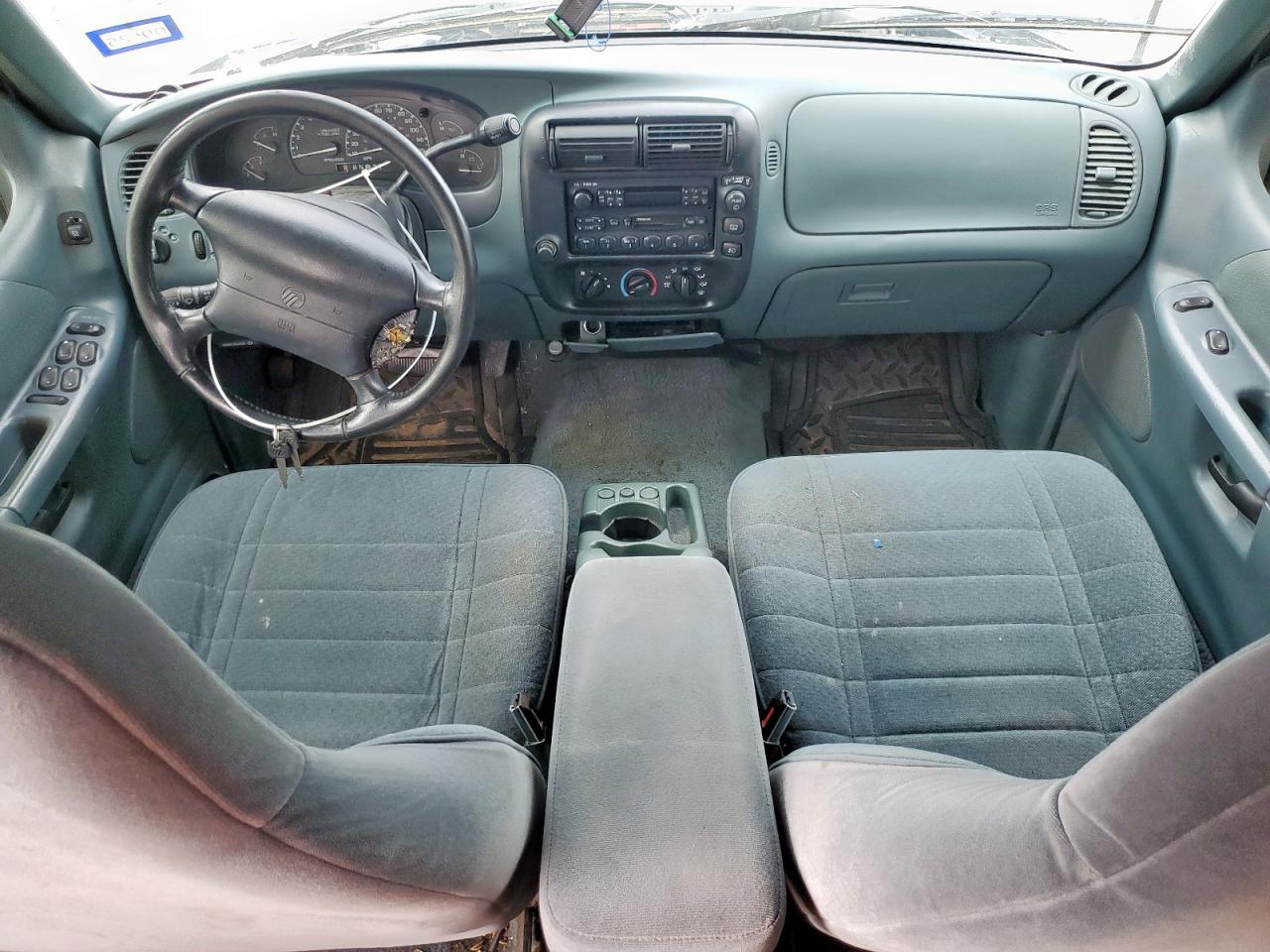 1997 Mercury Mountaineer Green vin: 4M2DU55P7VUJ12782