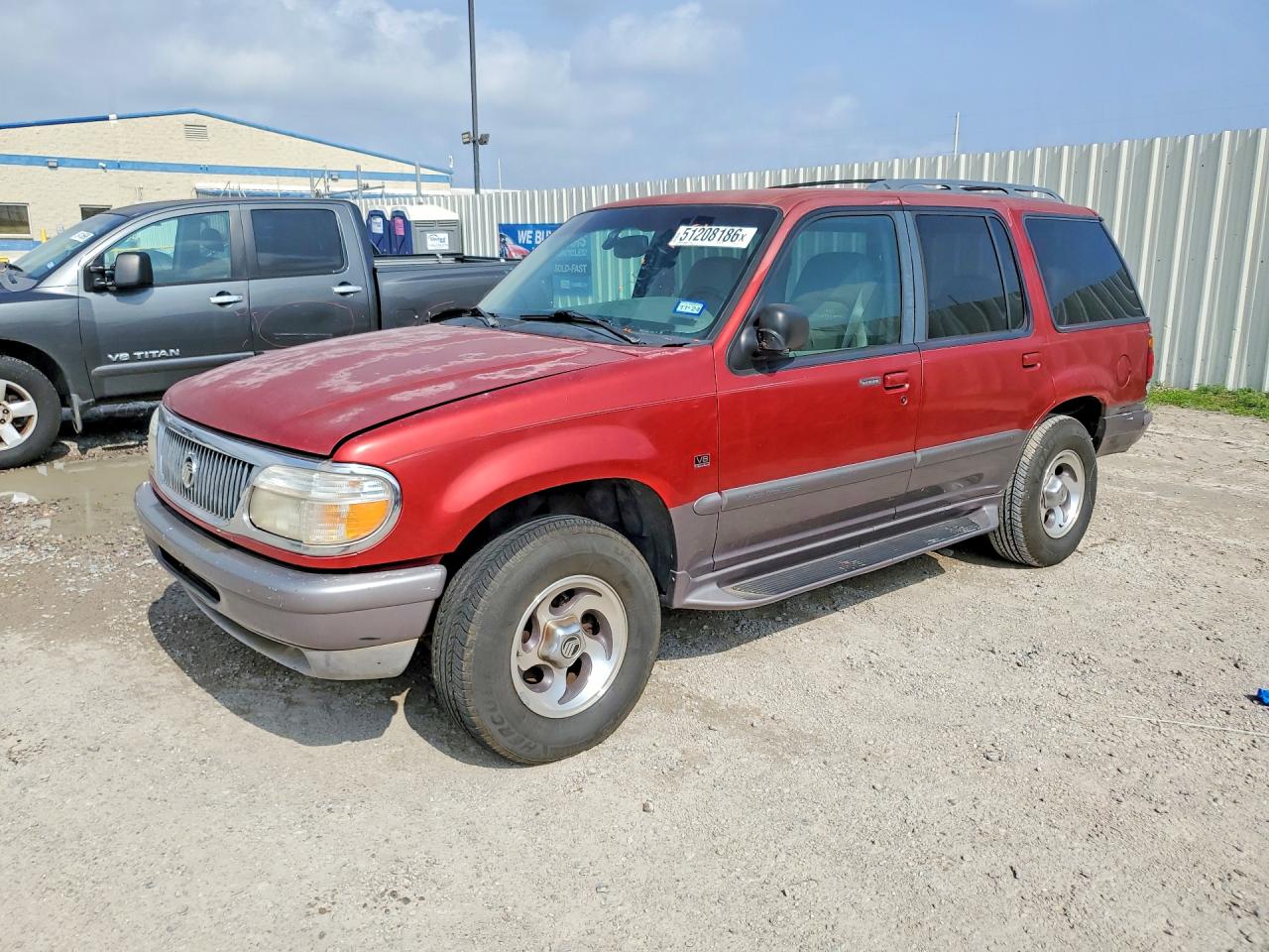 4M2DU55P8VUJ50568