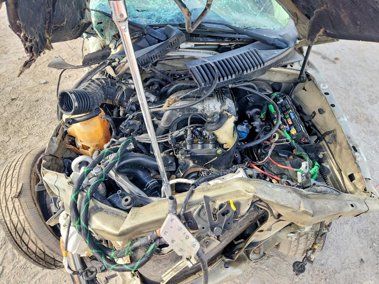 2003 Mercury Mountaineer Золотой vin: 4M2DU66K03UJ15593