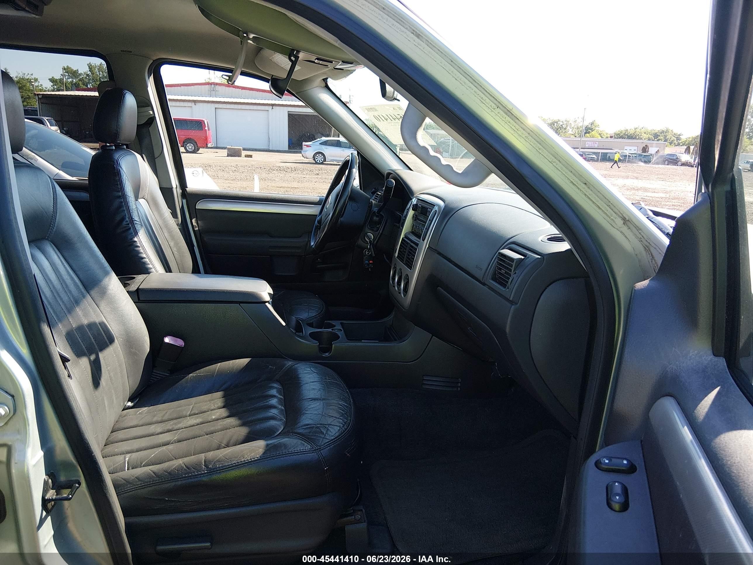 2005 Mercury Mountaineer   Light Blue vin: 4M2DU66K85UJ03033