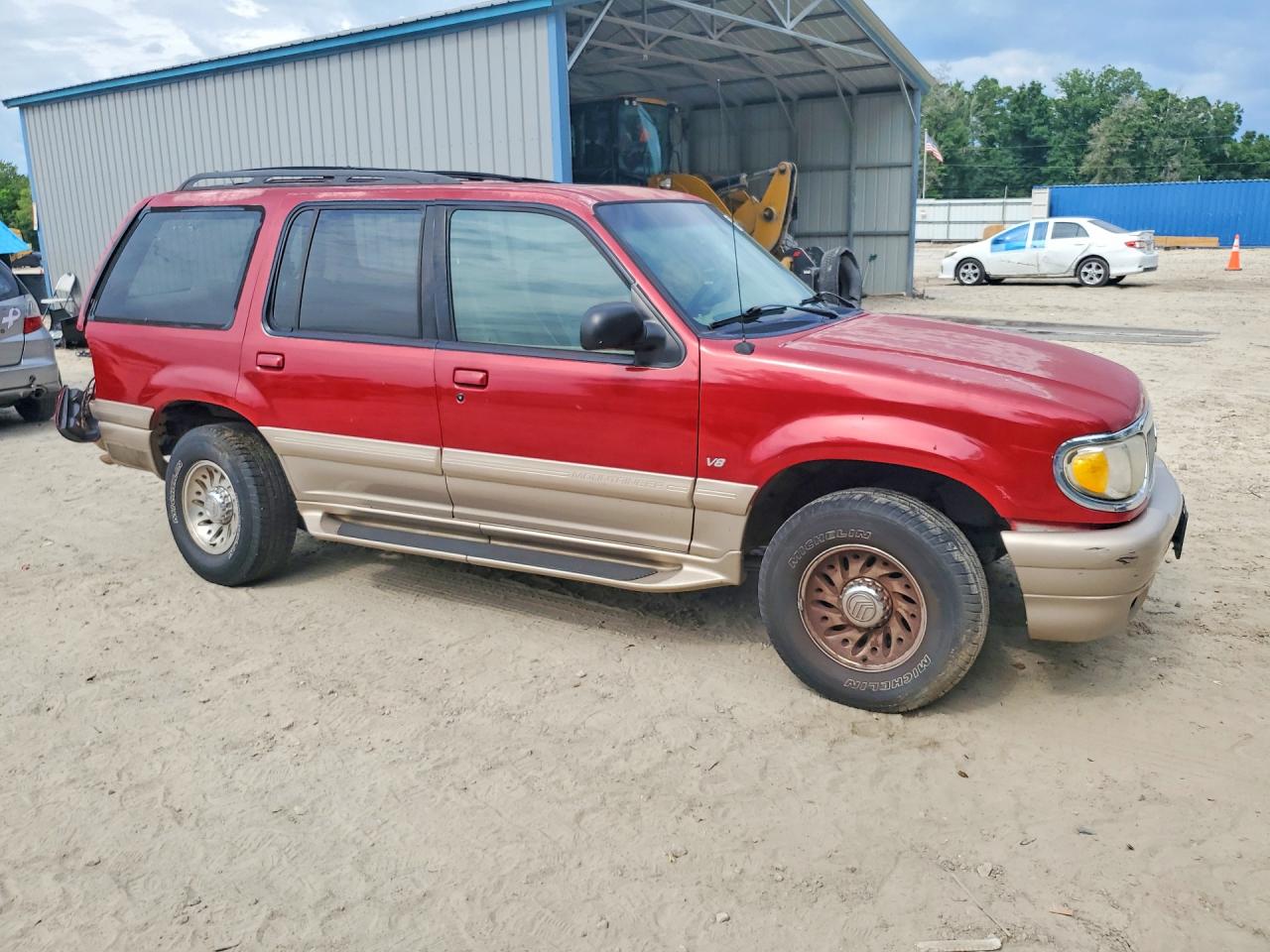 2001 Mercury Mountaineer Red vin: 4M2DU66P71UJ00324
