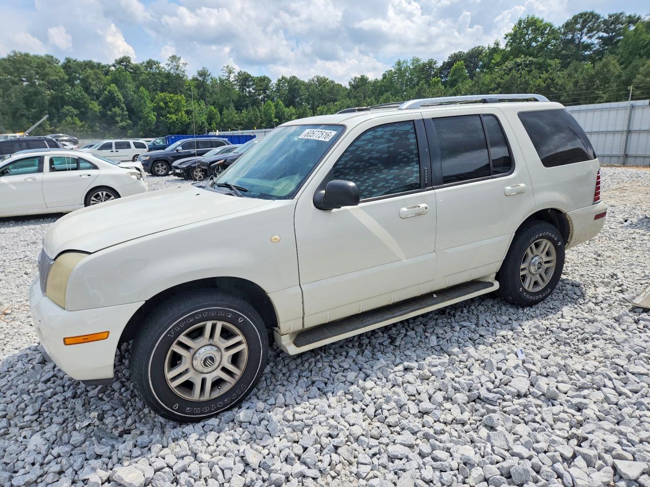 2003 Mercury Mountaineer White vin: 4M2DU66W13ZJ05208