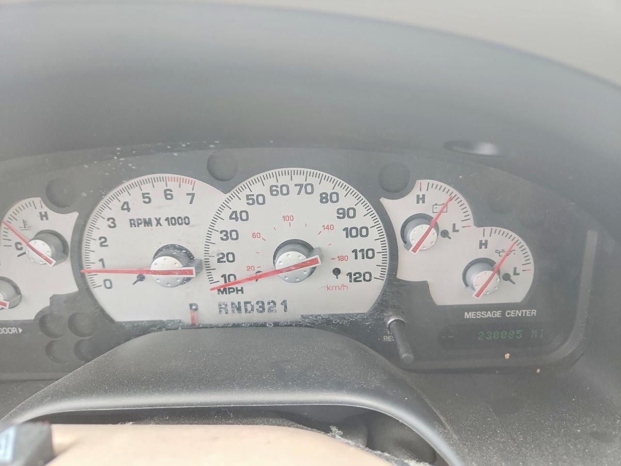 2003 Mercury Mountaineer White vin: 4M2DU66W13ZJ05208