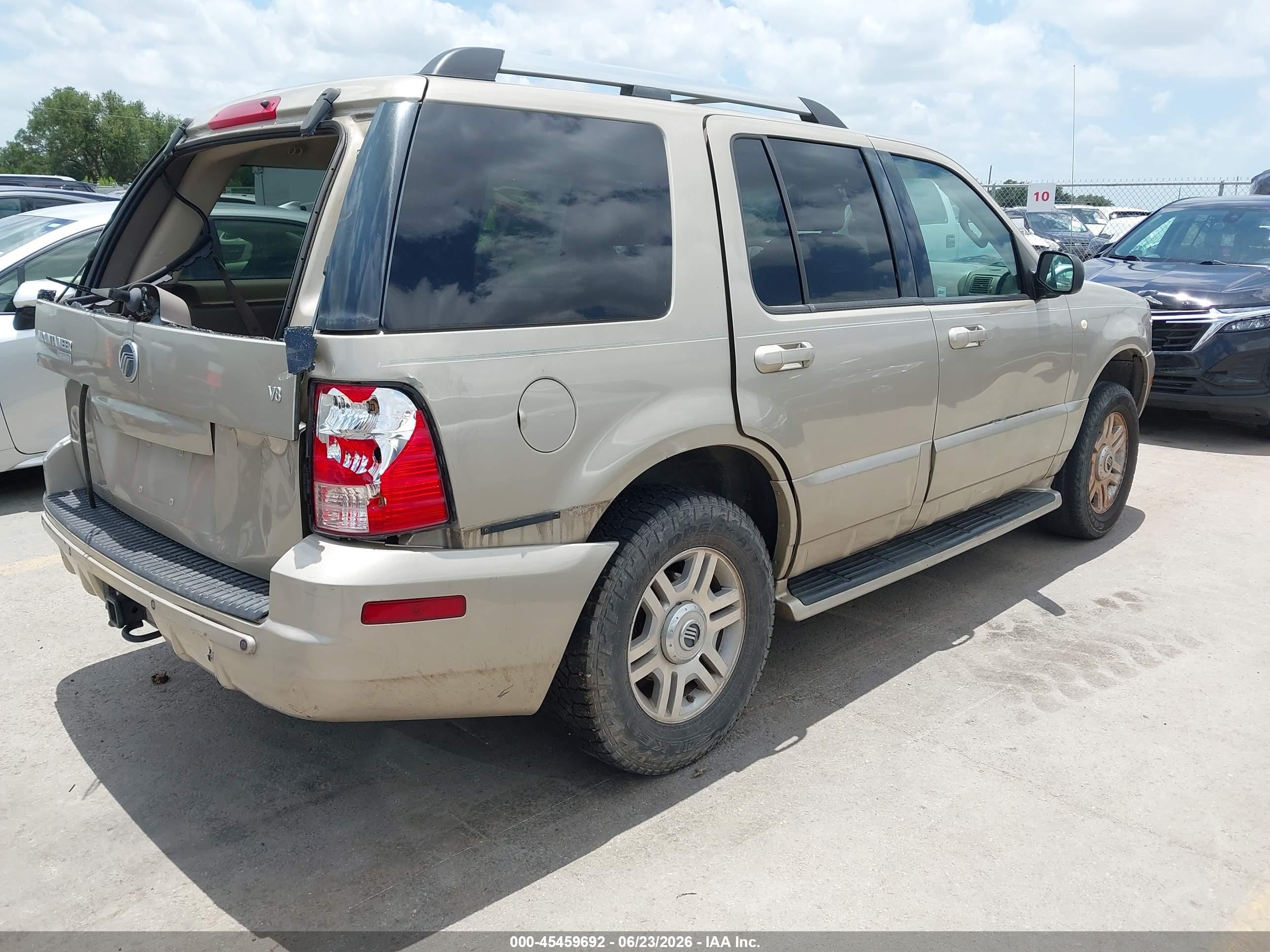 2005 Mercury Mountaineer Cream vin: 4M2DU66W85ZJ19772