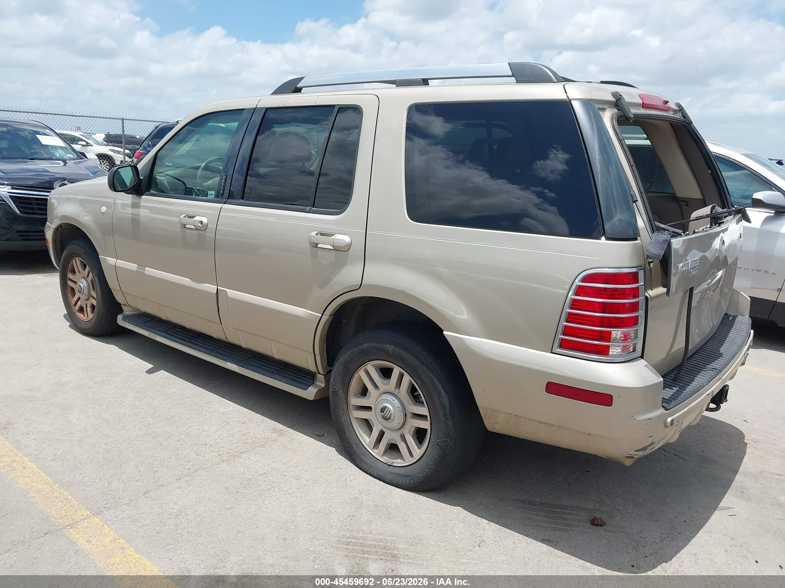 2005 Mercury Mountaineer Cream vin: 4M2DU66W85ZJ19772