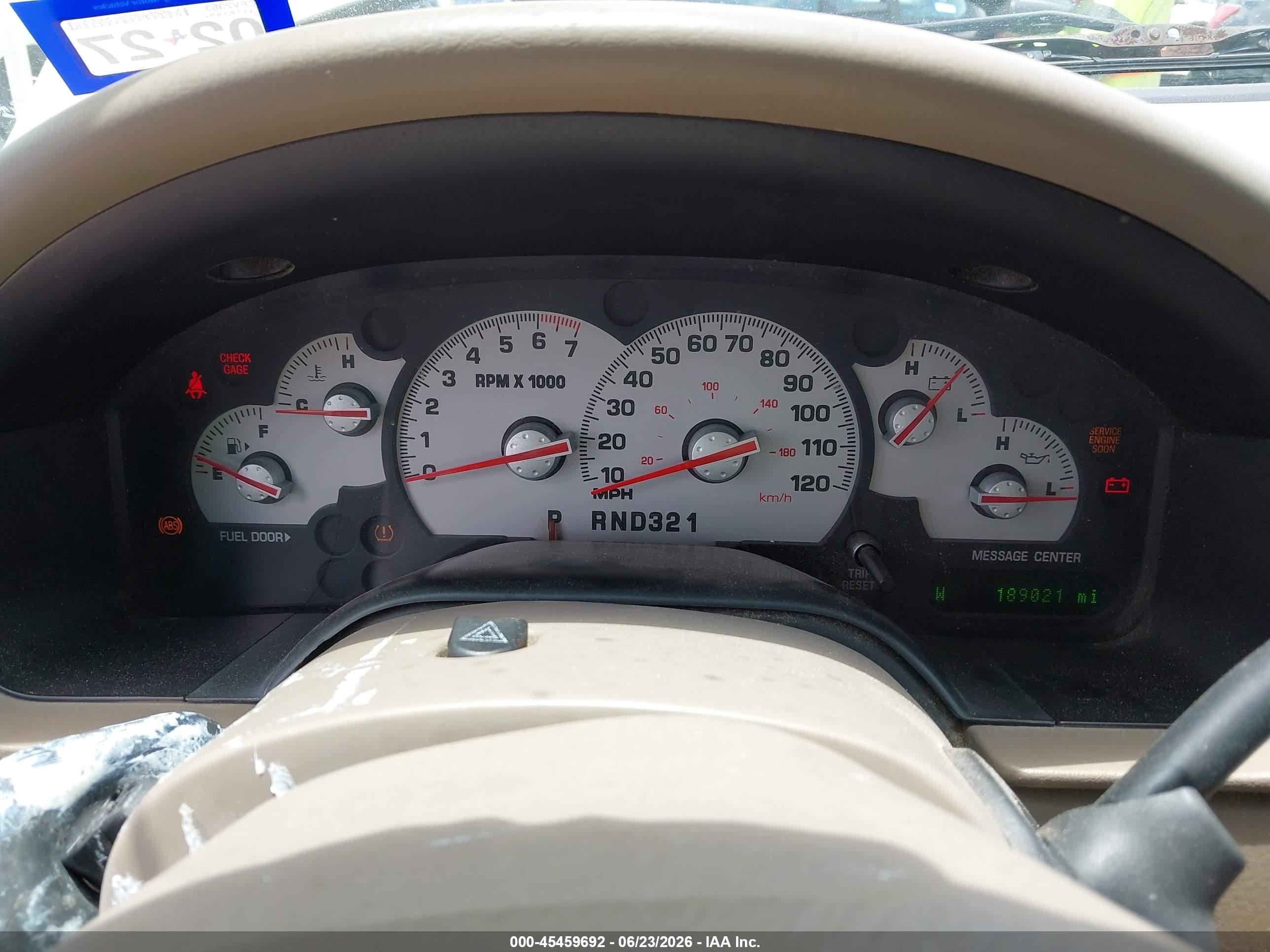 2005 Mercury Mountaineer Cream vin: 4M2DU66W85ZJ19772