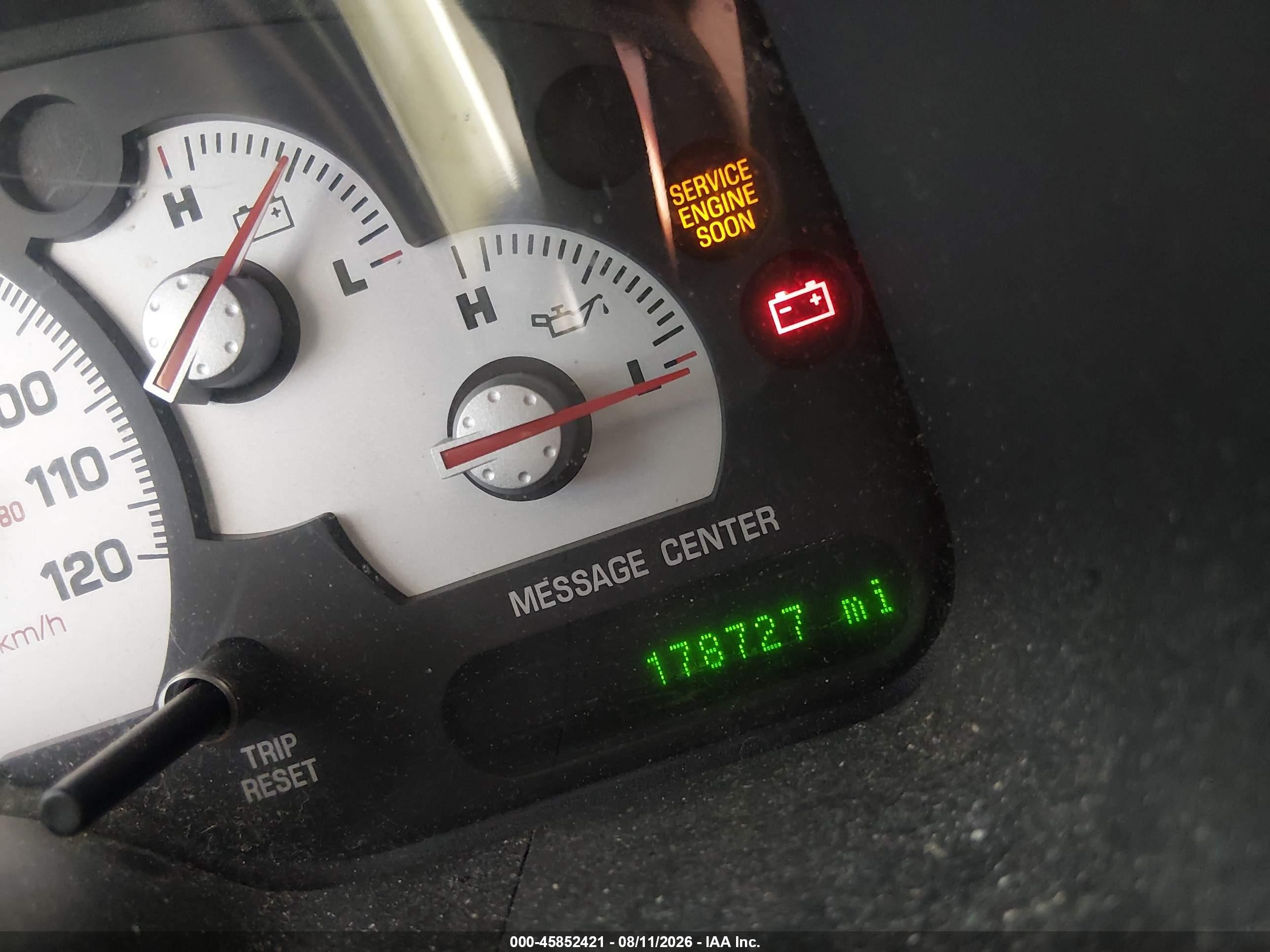 2004 Mercury Mountaineer   Кремовый vin: 4M2DU86K34ZJ31237